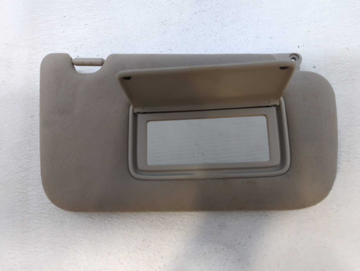 2013-2014 Ford Fusion Sun Visor Shade Replacement Passenger Right Mirror Fits Fits 2013 2014 OEM Used Auto Parts - Oemusedau