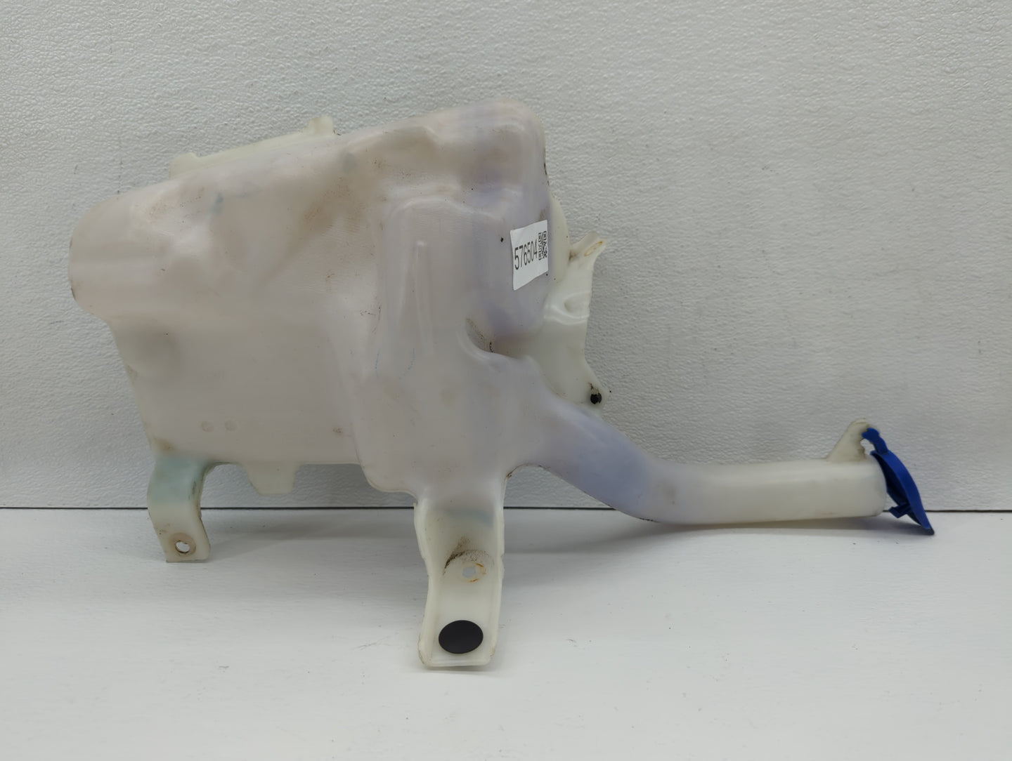 2013-2014 Ford Fusion Windshield Washer Fluid Reservoir Bottle Oem - Oemusedautoparts1.com