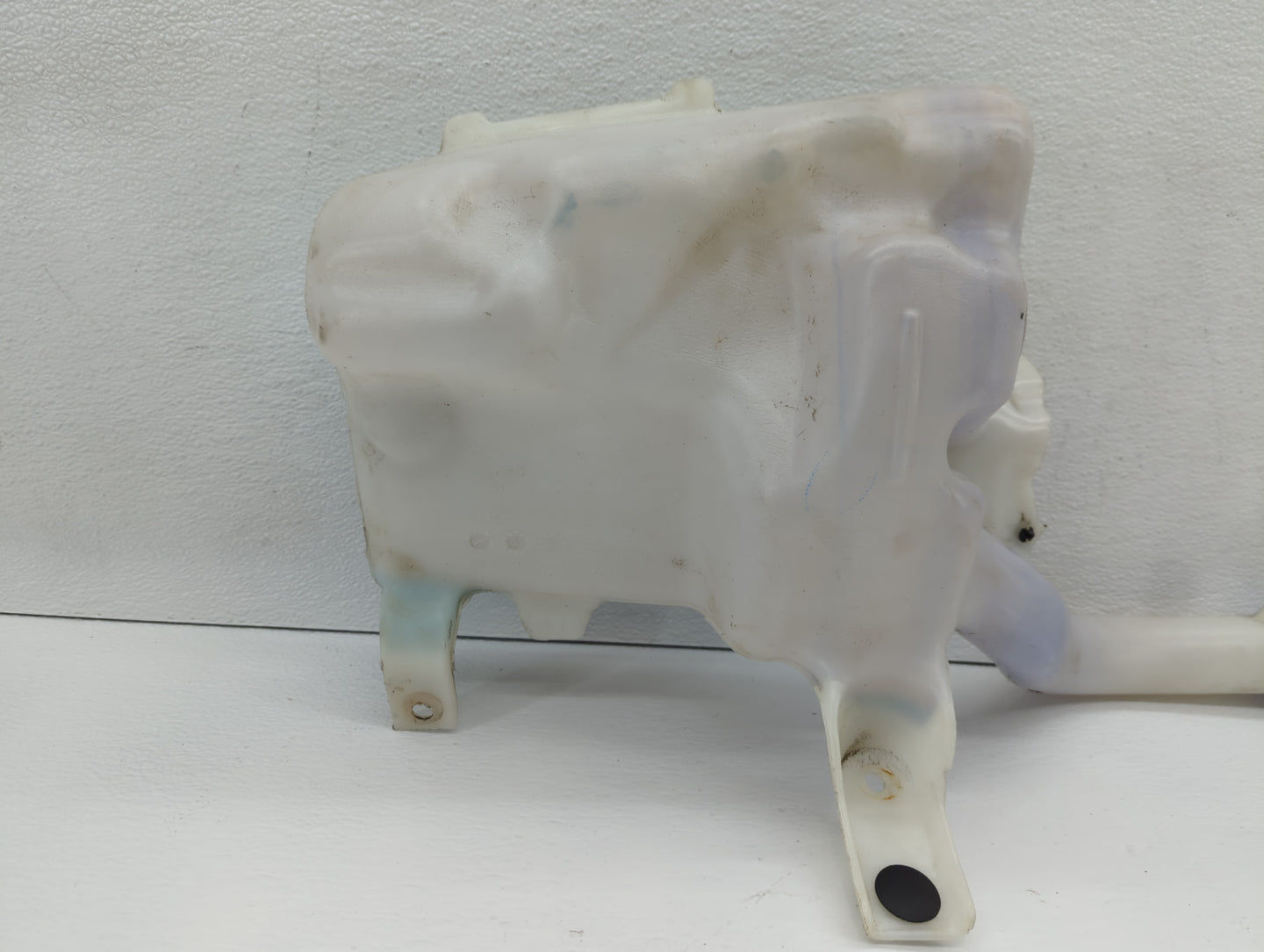 2013-2014 Ford Fusion Windshield Washer Fluid Reservoir Bottle Oem - Oemusedautoparts1.com