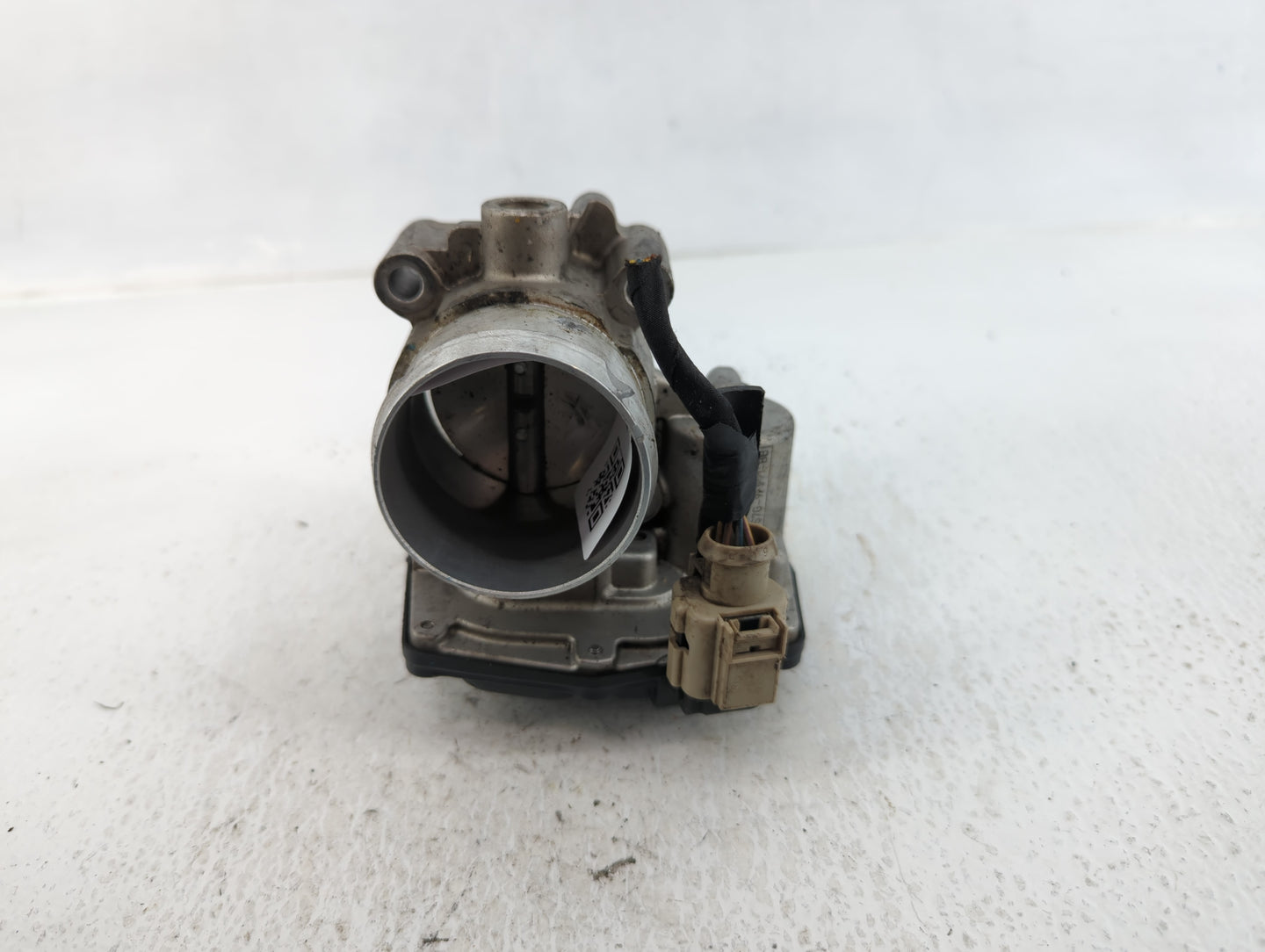 2014-2020 Ford Fusion Throttle Body P/N:DS7G-9F991-BB Fits Fits 2014 2015 2016 2017 2018 2019 2020 OEM Used Auto Parts - Oem