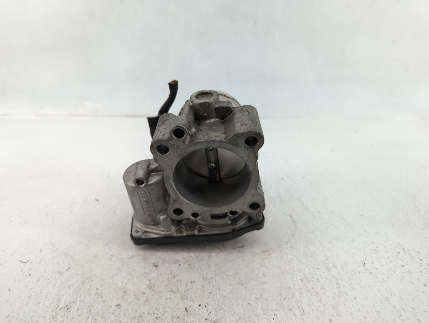 2014-2020 Ford Fusion Throttle Body P/N:DS7G-9F991-BB Fits Fits 2014 2015 2016 2017 2018 2019 2020 OEM Used Auto Parts - Oem