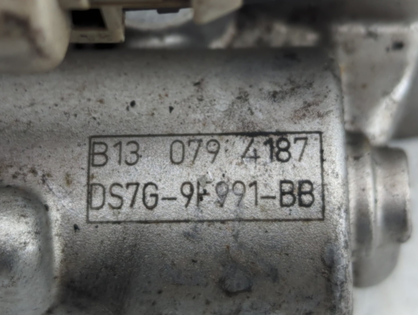 2014-2020 Ford Fusion Throttle Body P/N:DS7G-9F991-BB Fits Fits 2014 2015 2016 2017 2018 2019 2020 OEM Used Auto Parts - Oem