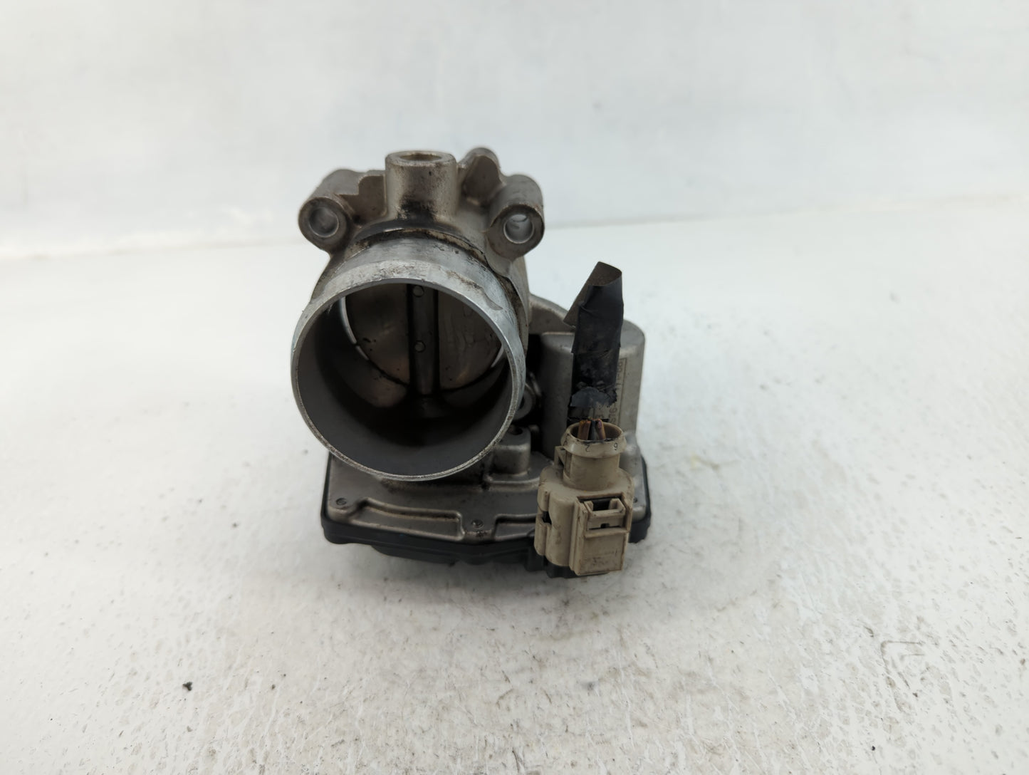 2014-2020 Ford Fusion Throttle Body P/N:DS7G-9F991-BB Fits Fits 2014 2015 2016 2017 2018 2019 2020 OEM Used Auto Parts - Oem