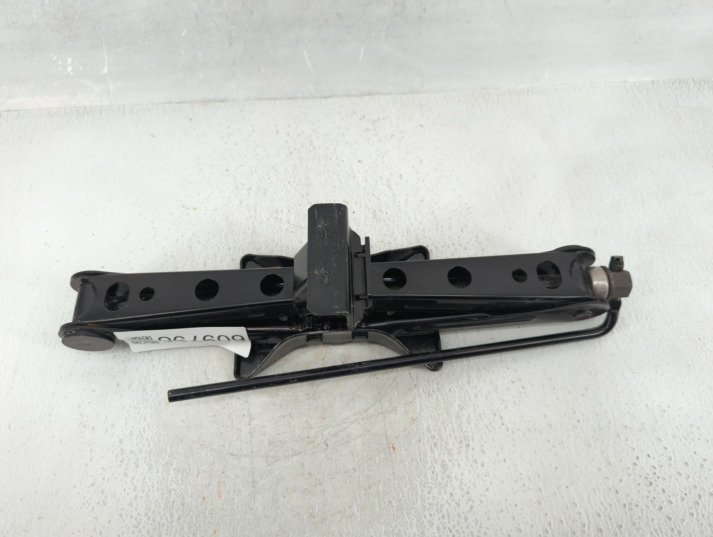 2014 Ford Fusion Spare Scissor Car Jack - Oemusedautoparts1.com