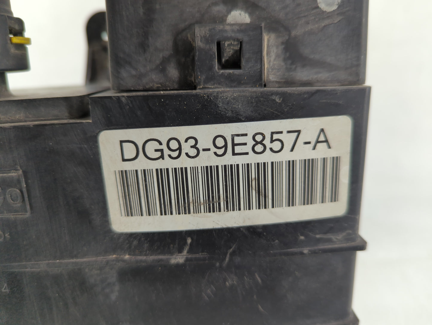 2014 Ford Fusion Fuel Vapor Charcoal Canister 611163 - Oemusedautoparts1.com