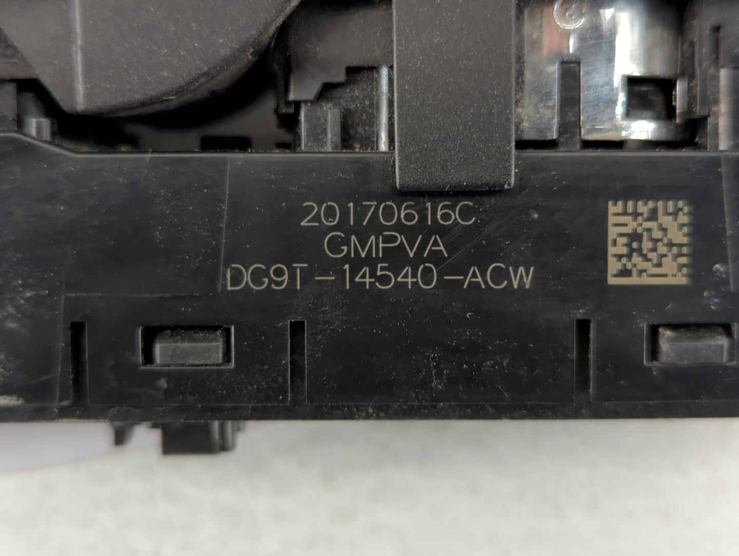 2013-2020 Ford Fusion Master Power Window Switch Replacement Driver Side Left P/N:20131026B DG9T-14540-ABW Fits OEM Used Aut