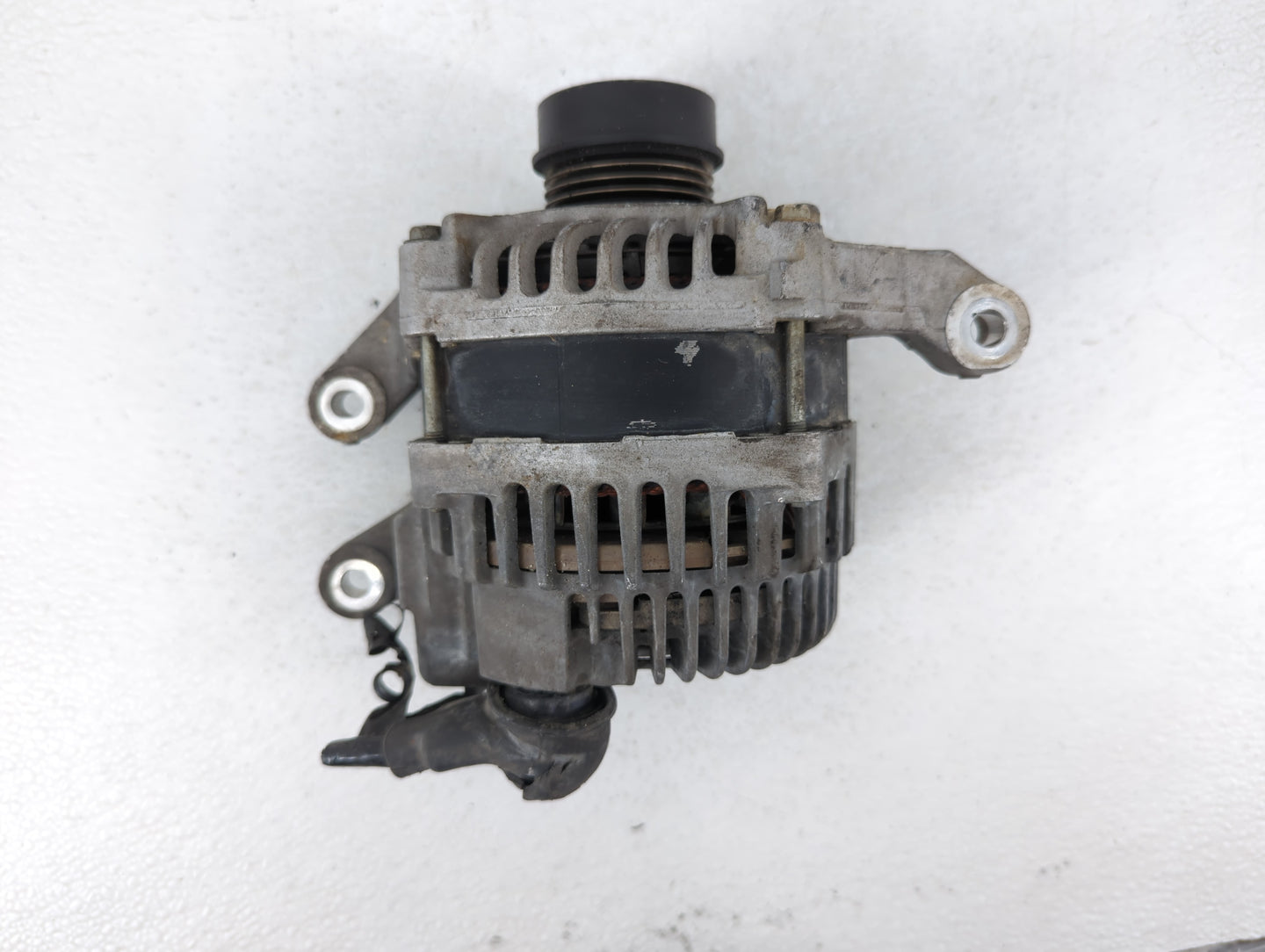 2013-2020 Ford Fusion Alternator Replacement Generator Charging Assembly Engine OEM P/N:D67T-10 Fits OEM Used Auto Parts - O