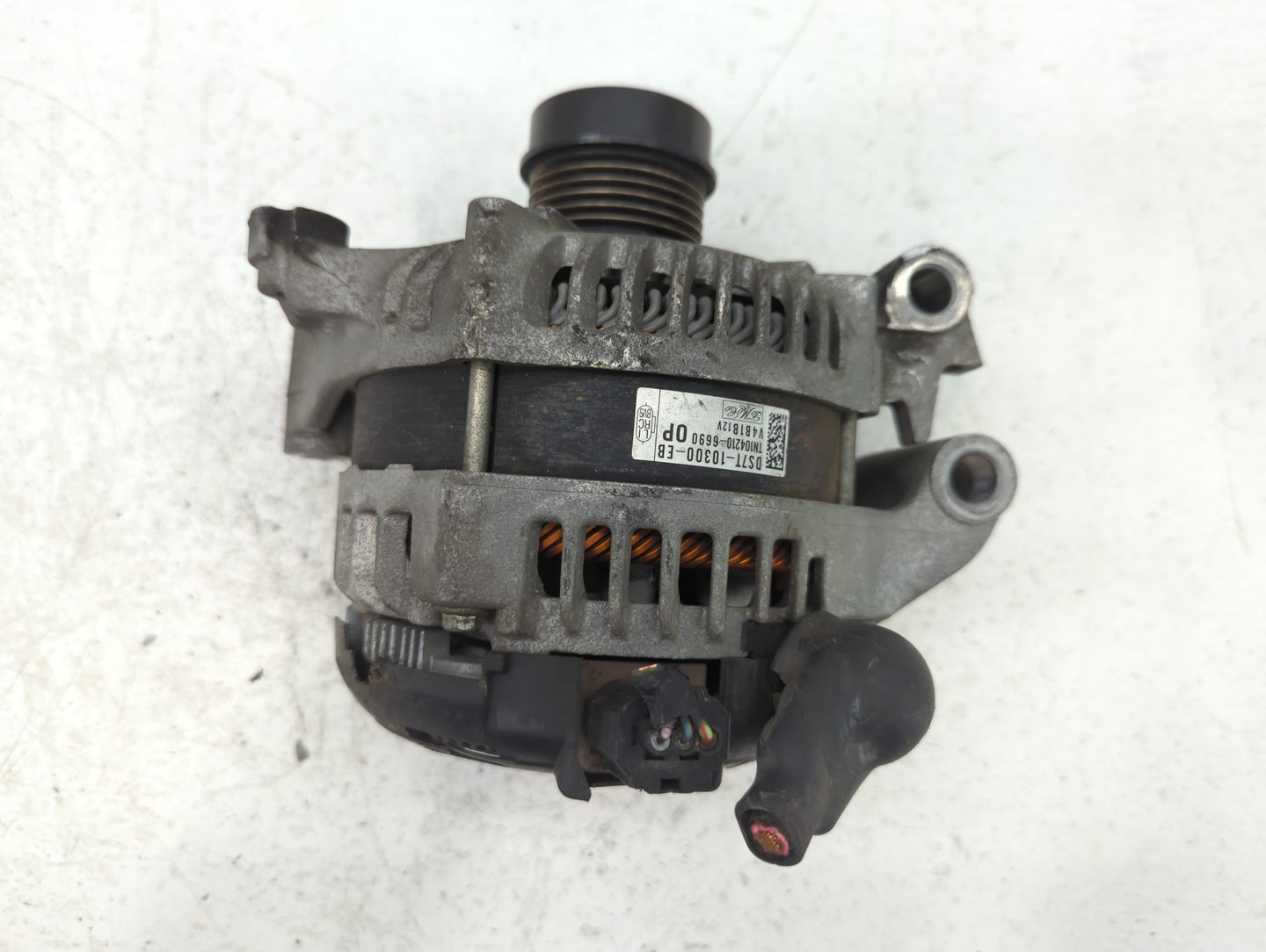 2013-2020 Ford Fusion Alternator Replacement Generator Charging Assembly Engine OEM P/N:DS7T-10300-EB Fits OEM Used Auto Par