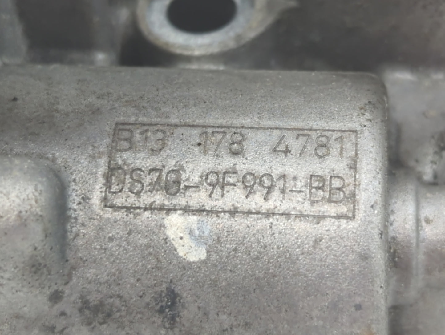 2014-2020 Ford Fusion Throttle Body P/N:DS7G-9F991-BB B13 178 4781 Fits Fits 2014 2015 2016 2017 2018 2019 2020 OEM Used Aut