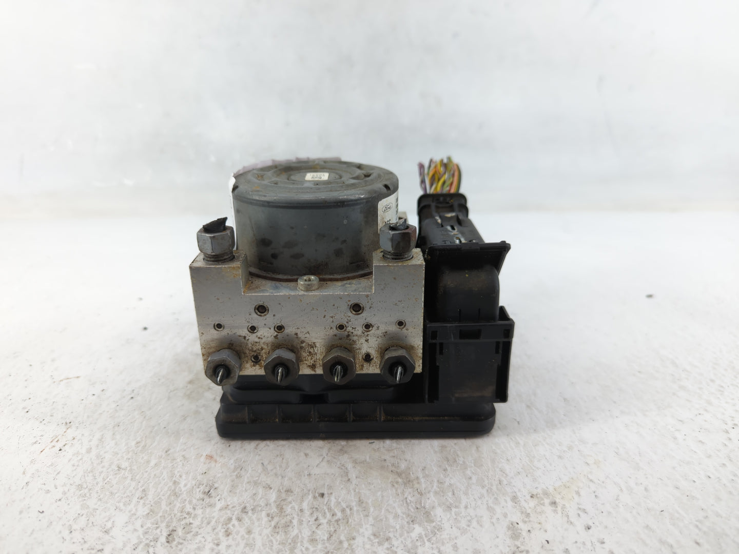 2014-2016 Ford Fusion ABS Pump Control Module Replacement P/N:DG9C-2C405-DF Fits Fits 2014 2015 2016 OEM Used Auto Parts - O