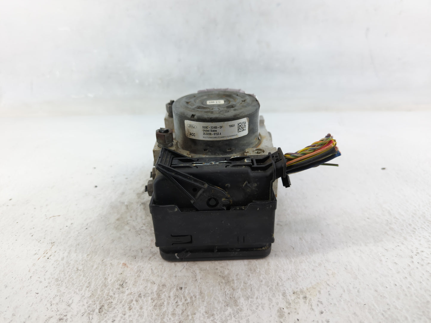 2014-2016 Ford Fusion ABS Pump Control Module Replacement P/N:DG9C-2C405-DF Fits Fits 2014 2015 2016 OEM Used Auto Parts - O
