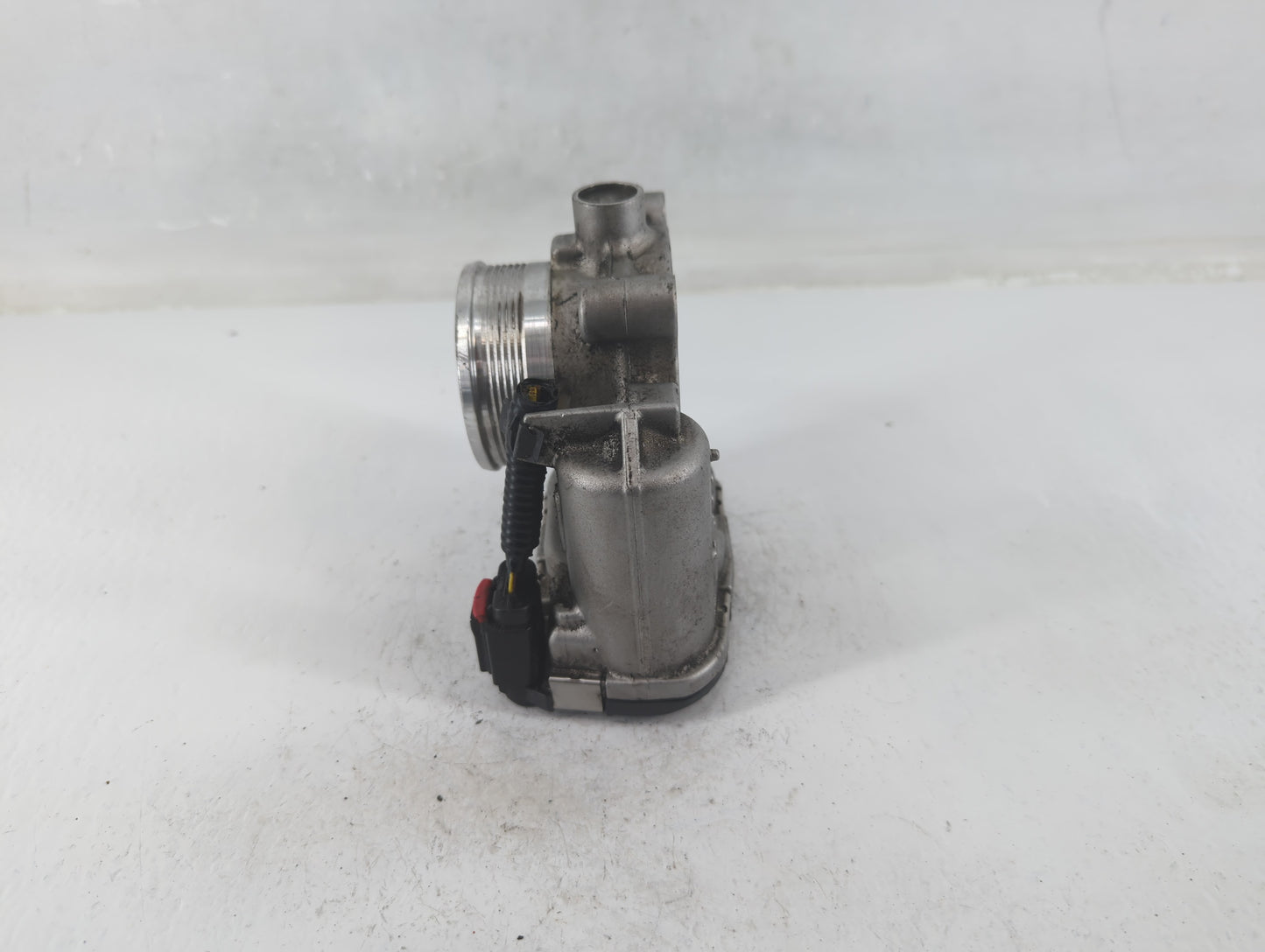 2014-2020 Ford Fusion Throttle Body P/N:DS7E-9F991-BB Fits Fits 2014 2015 2016 2017 2018 2019 2020 2021 2022 OEM Used Auto P