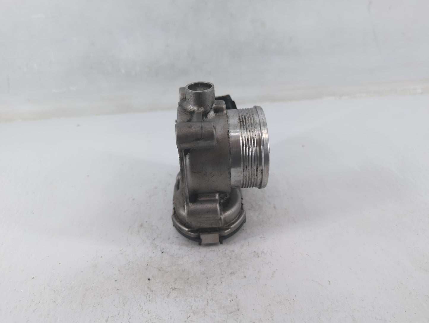 2014-2020 Ford Fusion Throttle Body P/N:DS7E-9F991-BB Fits Fits 2014 2015 2016 2017 2018 2019 2020 2021 2022 OEM Used Auto P