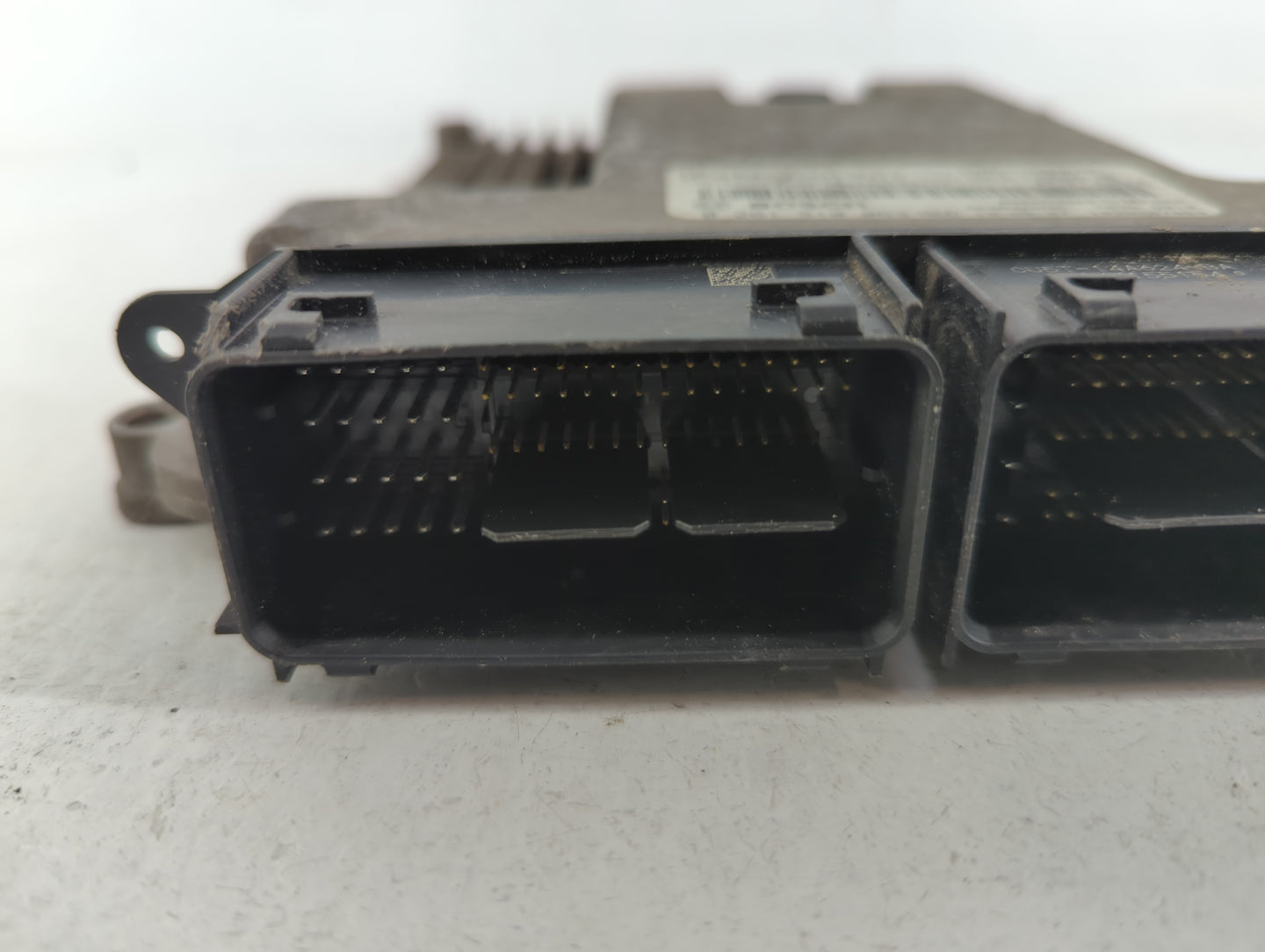 2014 Ford Fusion PCM Engine Control Computer ECU ECM PCU OEM P/N:13167143906 CU5T-14A624-BA, DG1A-12B684-AB, ES7A-12A650-ND 