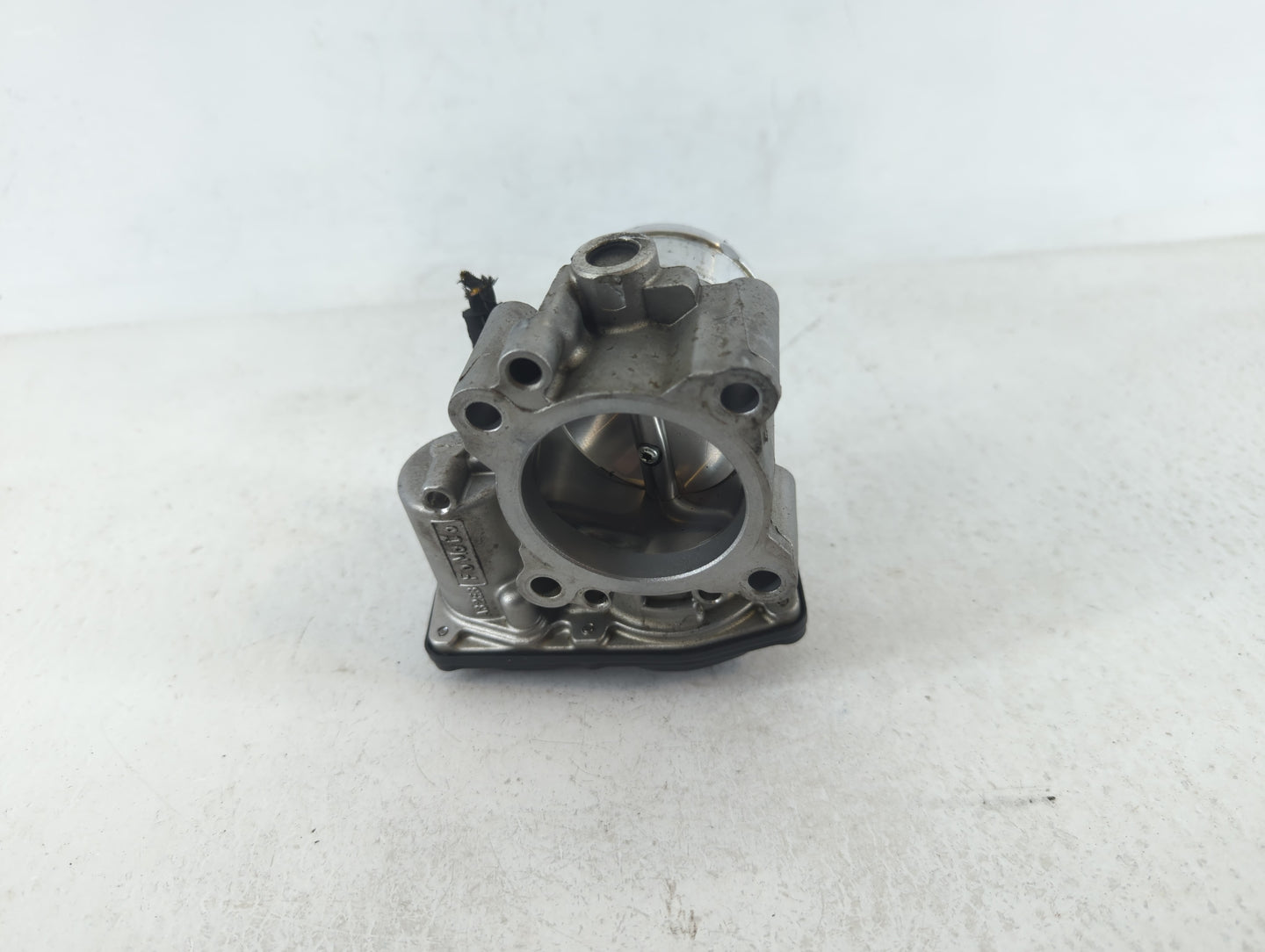 2014-2020 Ford Fusion Throttle Body P/N:DS7G-9F991-BB Fits Fits 2014 2015 2016 2017 2018 2019 2020 OEM Used Auto Parts - Oem