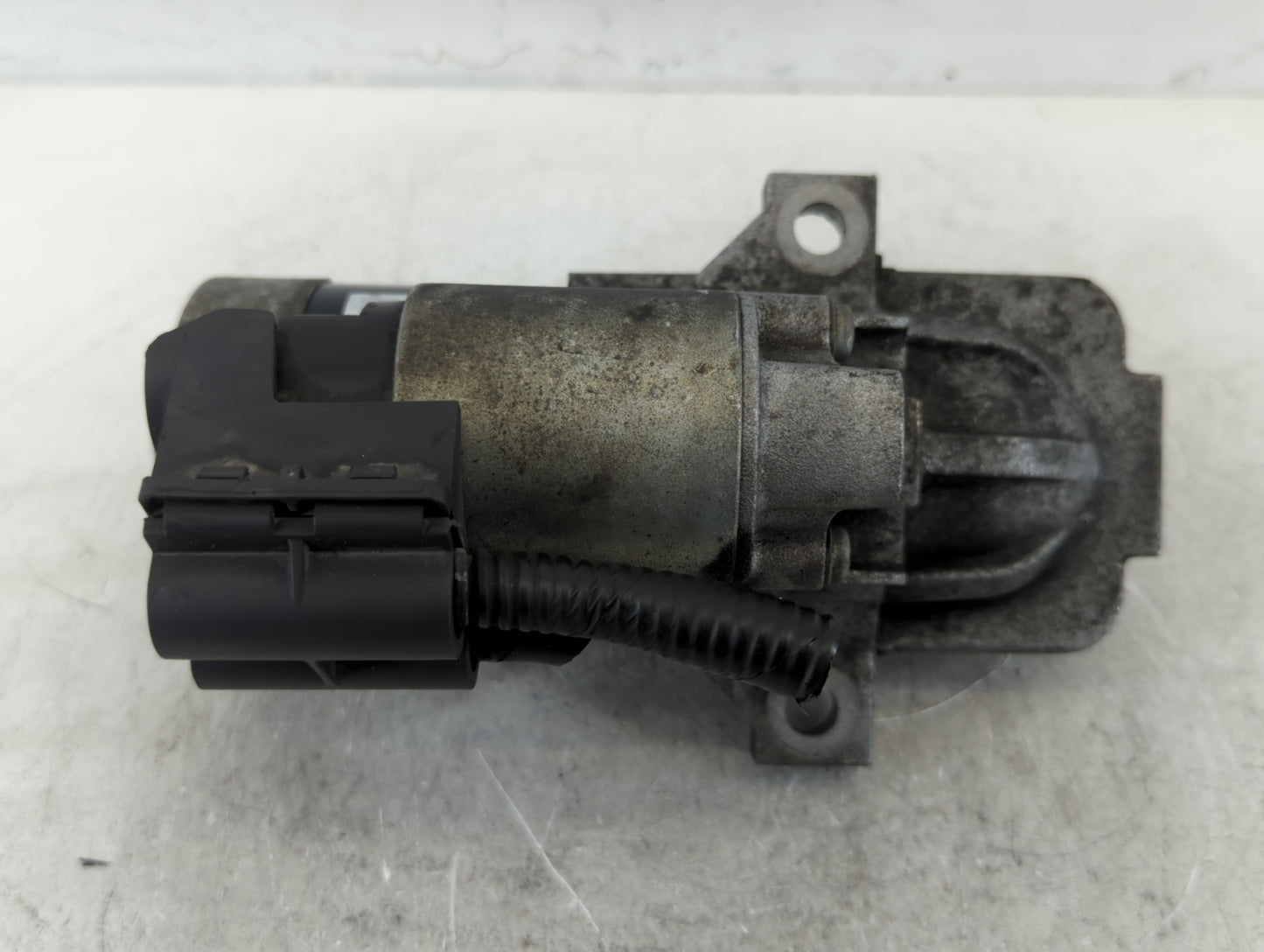 2013-2020 Ford Fusion Car Starter Motor Solenoid OEM Fits Fits 2012 2013 2014 2015 2016 2017 2018 2019 2020 OEM Used Auto Pa