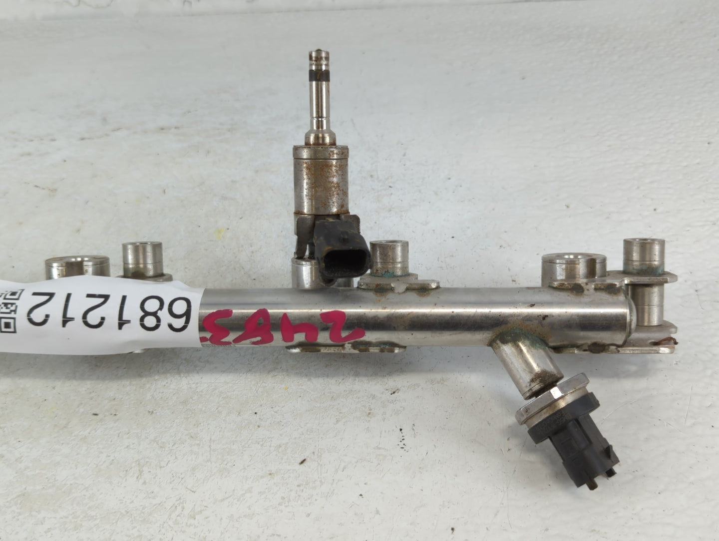 2014 Ford Fusion Fuel Injectors P/N:CJ5E-9F797-BF Fits OEM Used Auto Parts - Oemusedautoparts1.com