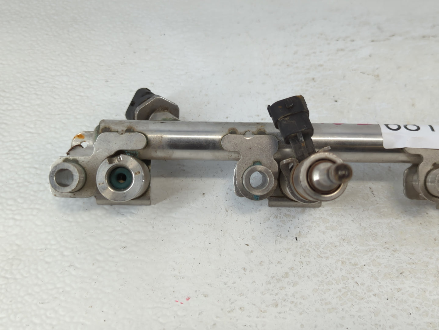 2014 Ford Fusion Fuel Injectors P/N:CJ5E-9F797-BF Fits OEM Used Auto Parts - Oemusedautoparts1.com