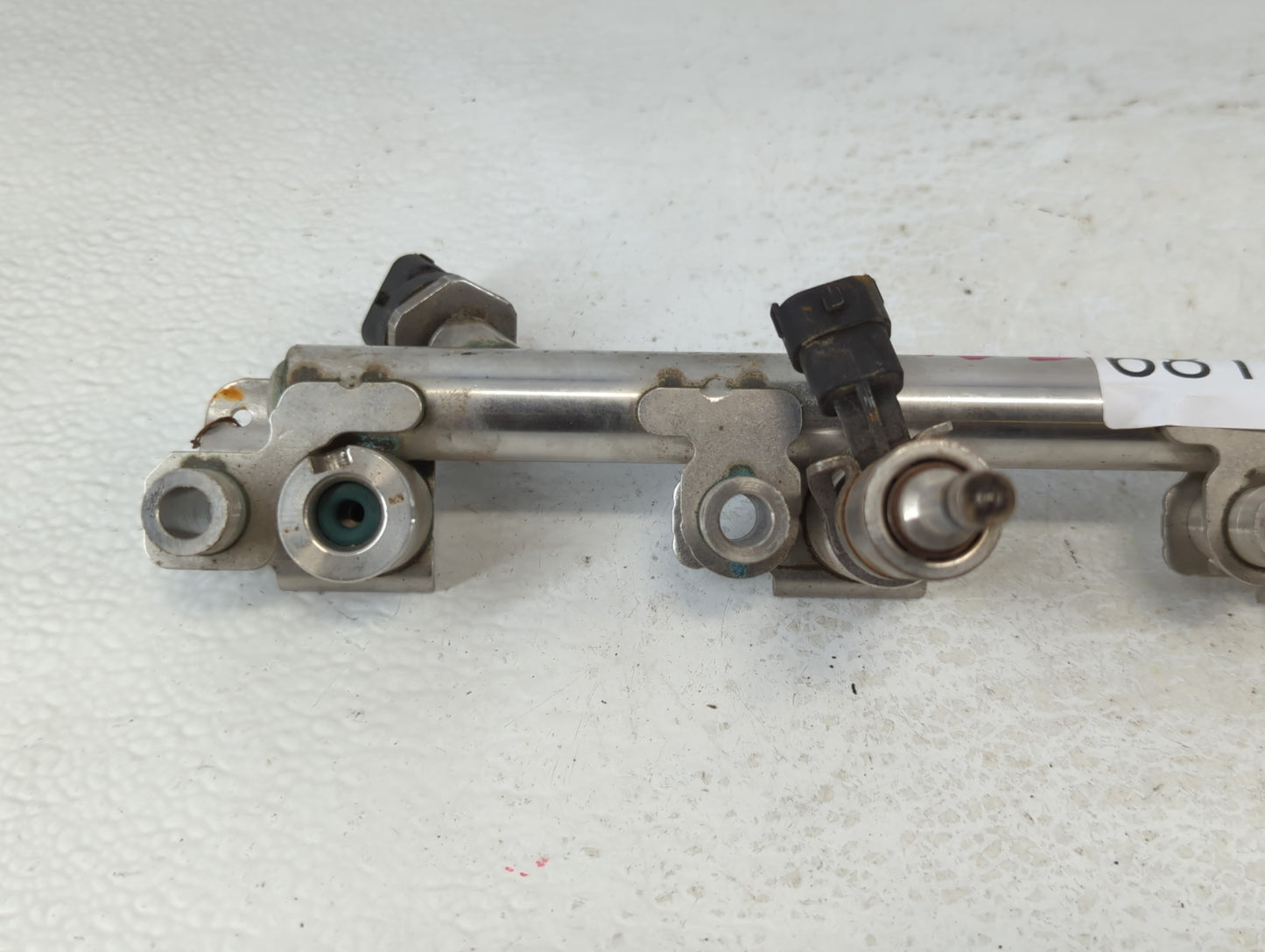 2014 Ford Fusion Fuel Injectors P/N:CJ5E-9F797-BF Fits OEM Used Auto Parts - Oemusedautoparts1.com
