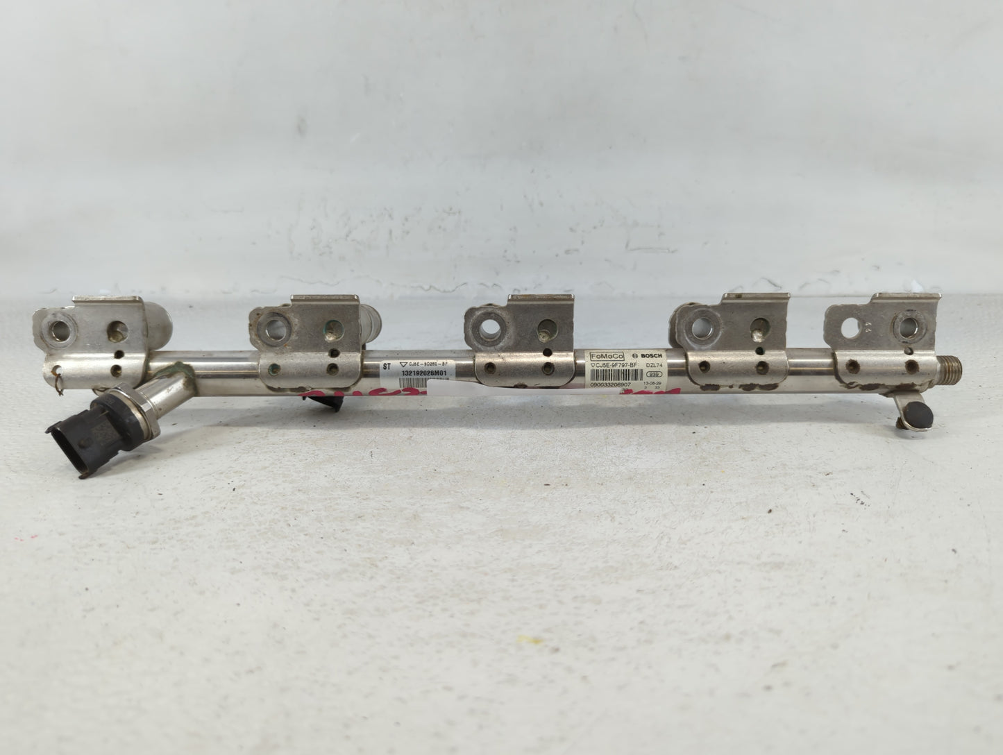 2014 Ford Fusion Fuel Injectors P/N:CJ5E-9F797-BF Fits OEM Used Auto Parts - Oemusedautoparts1.com