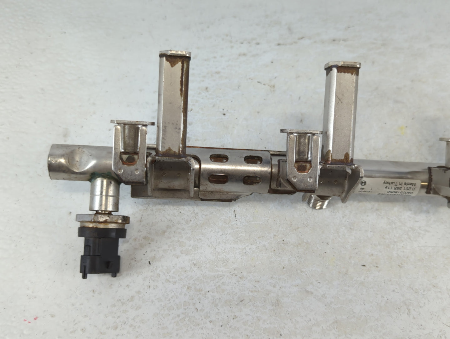 2014 Ford Fusion Fuel Injectors P/N:CJ5G-9H487-BA Fits OEM Used Auto Parts - Oemusedautoparts1.com