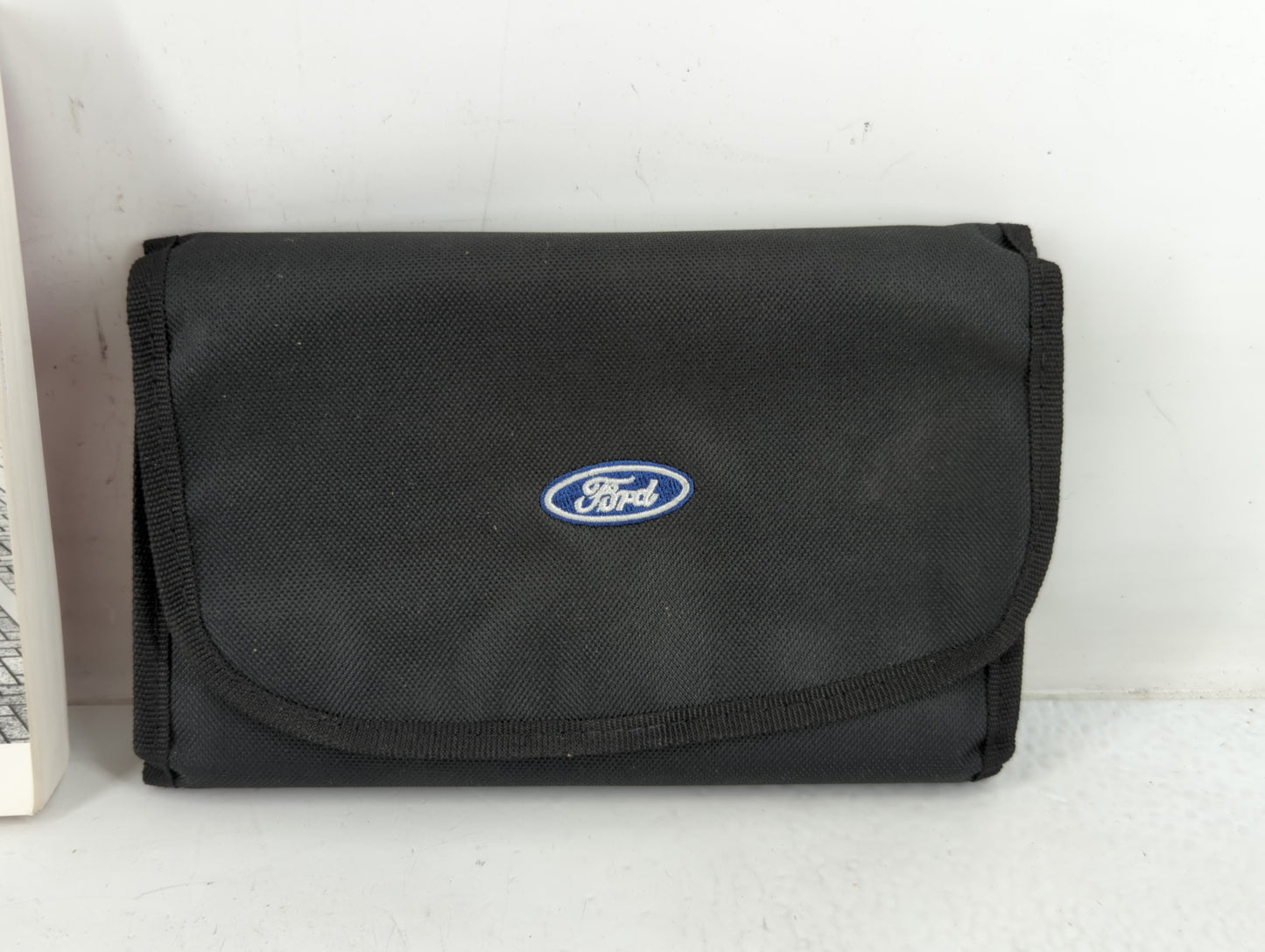 2014 Ford Fusion Owners Manual Book Guide P/N:EE5J 19A321 AB OEM Used Auto Parts - Oemusedautoparts1.com