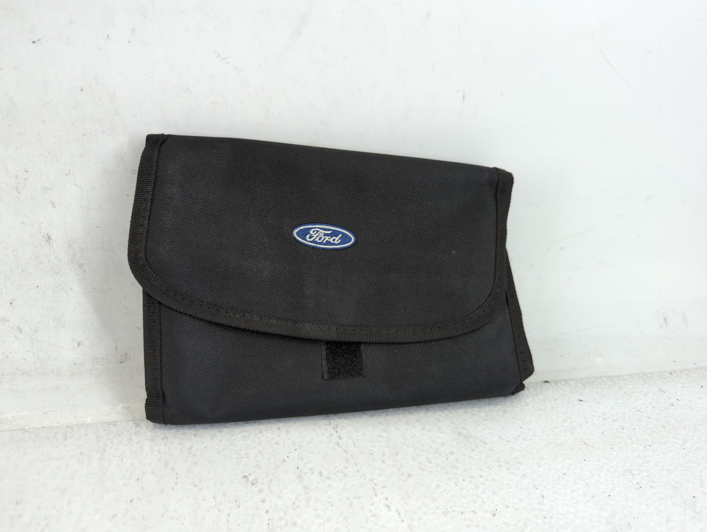 2014 Ford Fusion Owners Manual Book Guide P/N:EE5J 19A321 AA OEM Used Auto Parts - Oemusedautoparts1.com