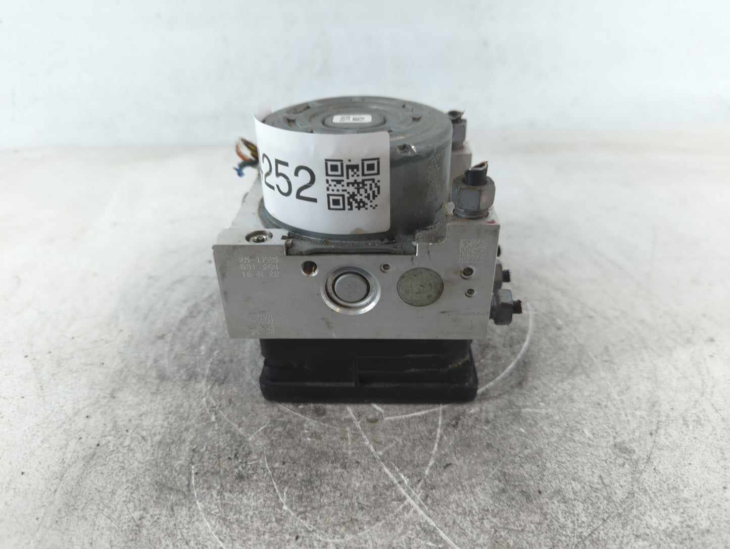 2014-2016 Ford Fusion ABS Pump Control Module Replacement P/N:EG9C-2C405-AC Fits Fits 2014 2015 2016 OEM Used Auto Parts - O