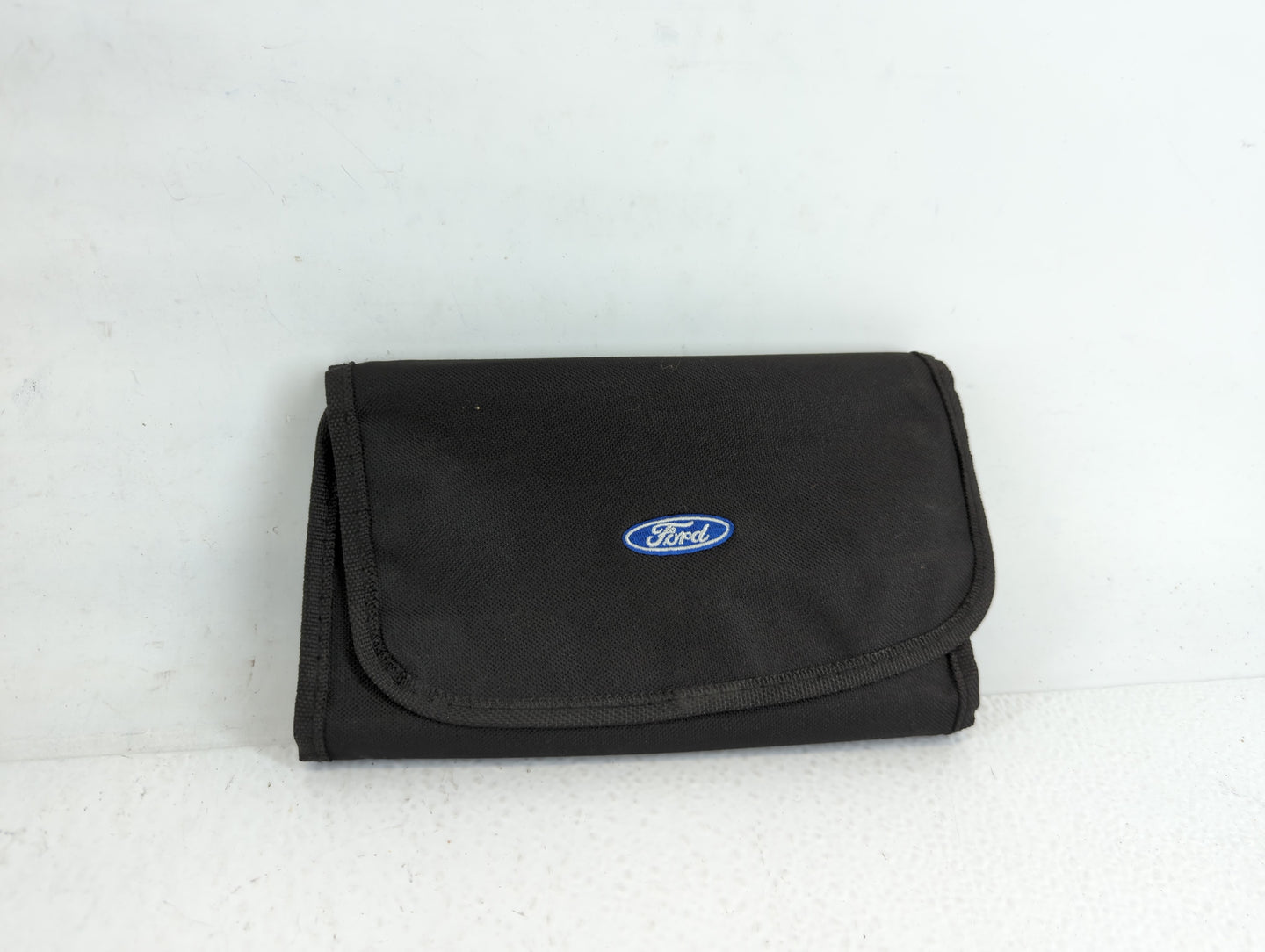 2014 Ford Fusion Owners Manual Book Guide P/N:EE5J 19A321 AA OEM Used Auto Parts - Oemusedautoparts1.com