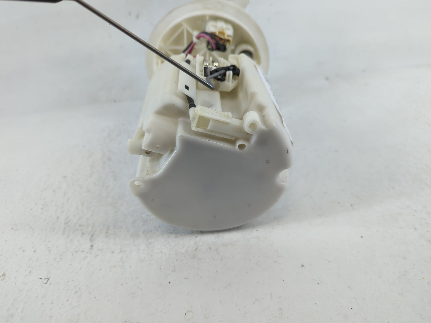 2013-2016 Ford Fusion Electrical Gas Fuel Pump Assembly - Oemusedautoparts1.com