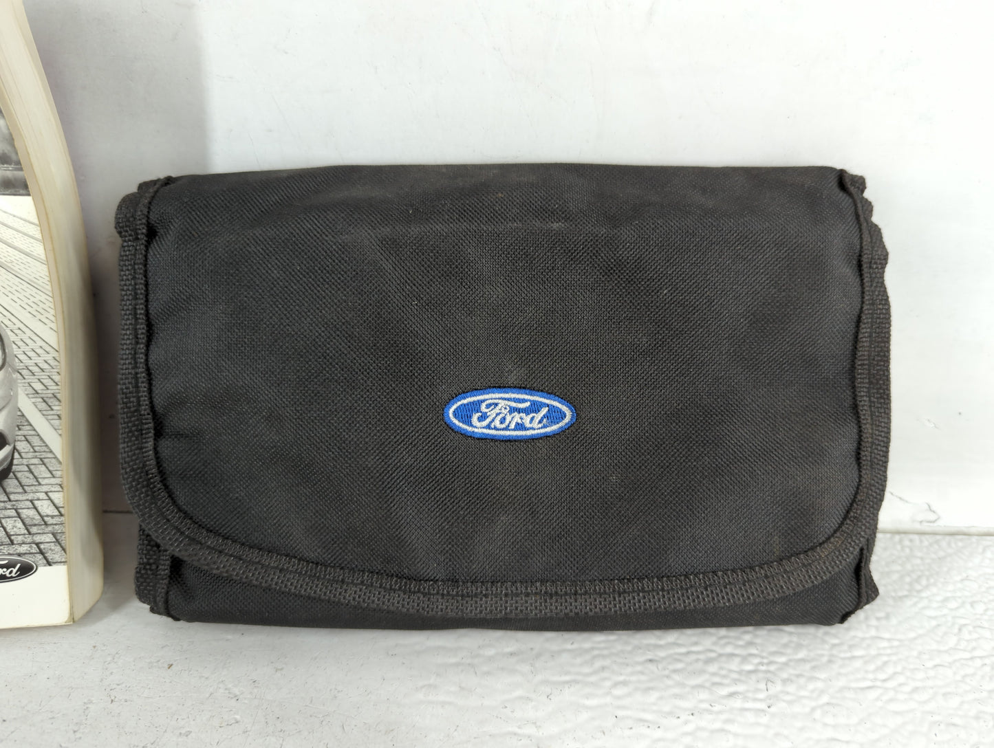2014 Ford Fusion Owners Manual Book Guide P/N:EE5J 19A321 AB OEM Used Auto Parts - Oemusedautoparts1.com