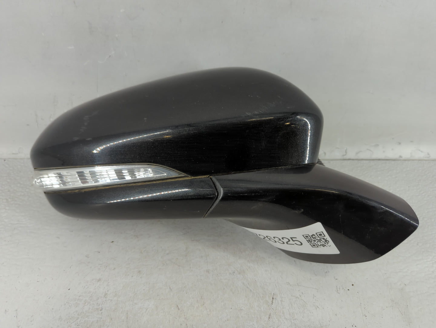 2013-2014 Ford Fusion Passenger Side View Mirror - Right Door Mirror OEM Used - Oemusedautoparts1.com