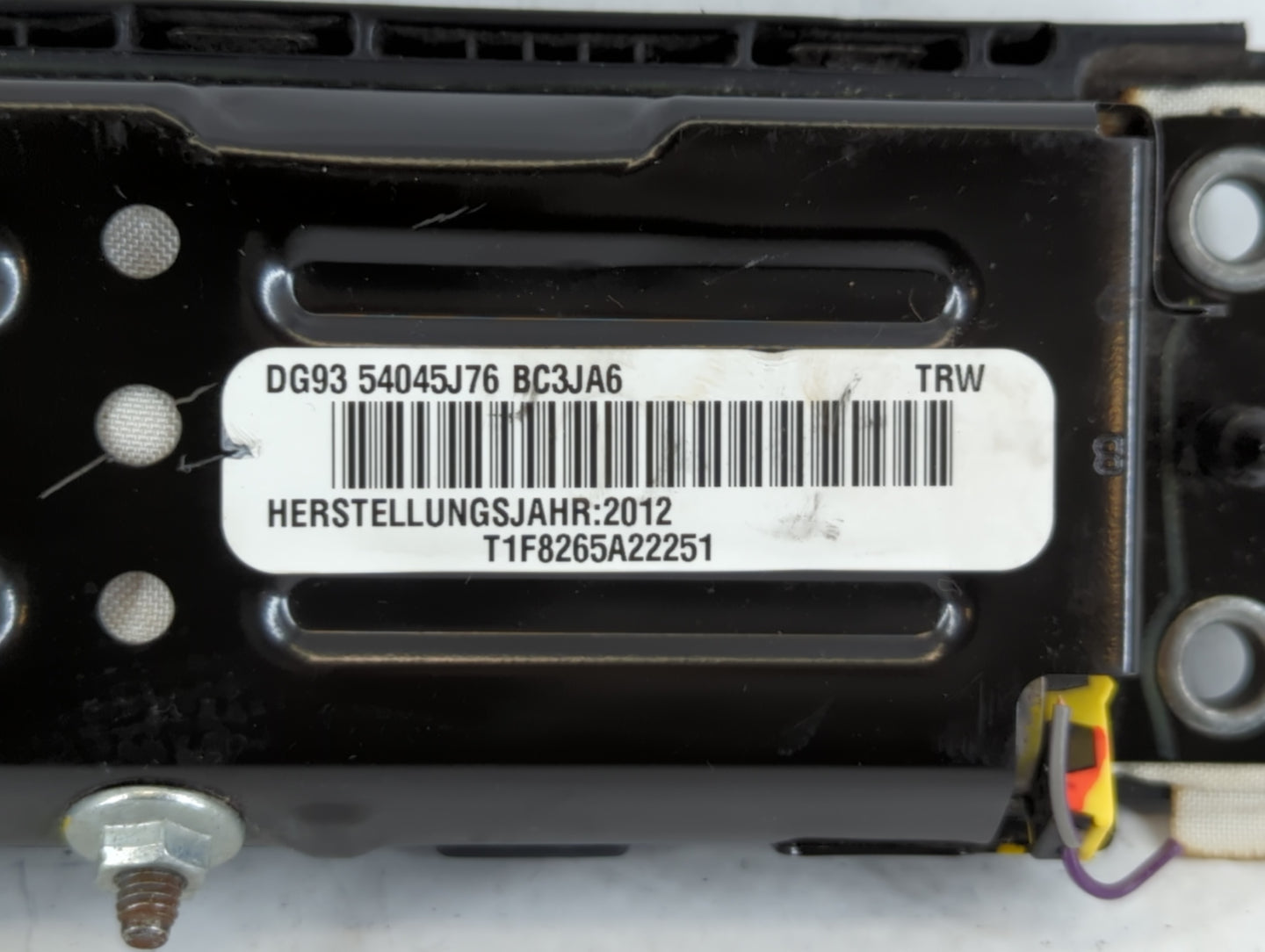 2013-2014 Ford Fusion Air Bag Driver Left Steering Wheel Mounted P/N:RFVDC091367 Fits Fits 2013 2014 OEM Used Auto Parts - O