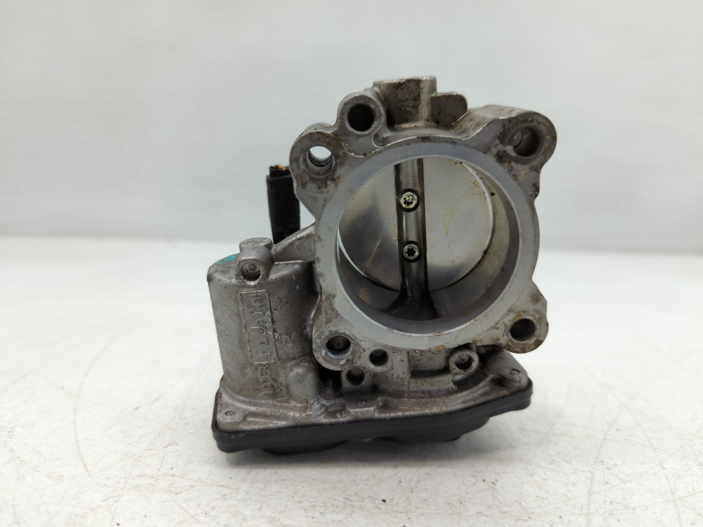 2014-2020 Ford Fusion Throttle Body P/N:B13 179 4386 DS7E-9F991-BB Fits Fits 2014 2015 2016 2017 2018 2019 2020 OEM Used Aut