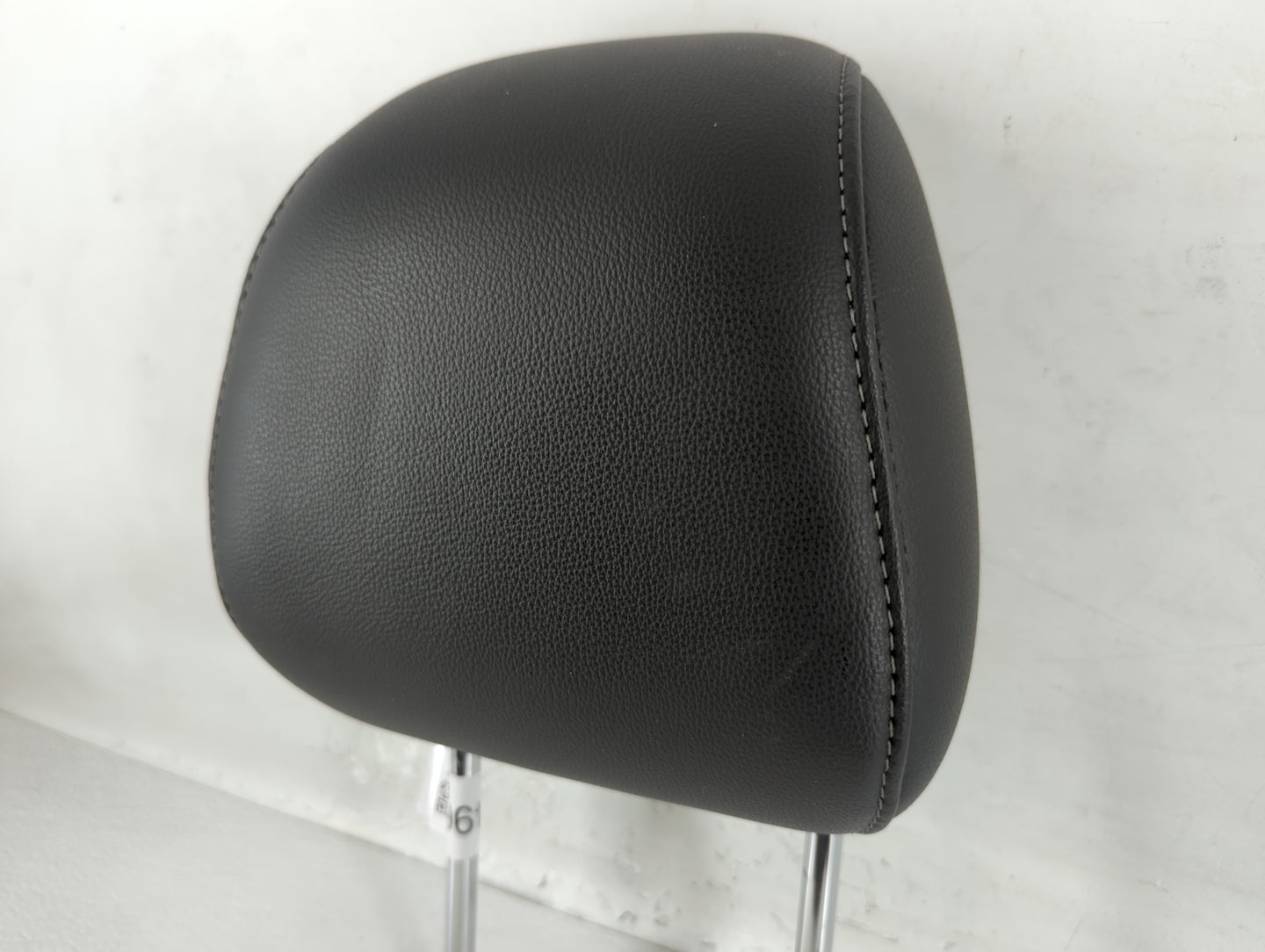 2014 Ford Fusion Headrest Head Rest Front Driver Passenger Seat Fits Fits 1999 2000 2001 2002 OEM Used Auto Parts - Oemuseda