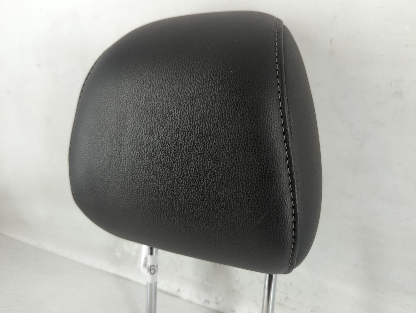 2014 Ford Fusion Headrest Head Rest Front Driver Passenger Seat Fits Fits 1999 2000 2001 2002 OEM Used Auto Parts - Oemuseda