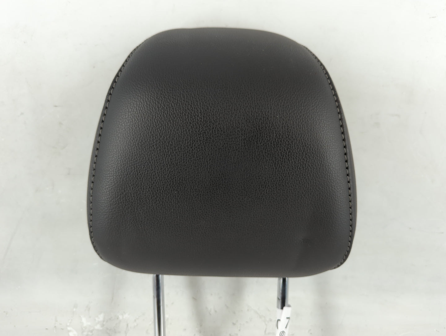 2014 Ford Fusion Headrest Head Rest Front Driver Passenger Seat Fits Fits 1999 2000 2001 2002 OEM Used Auto Parts - Oemuseda