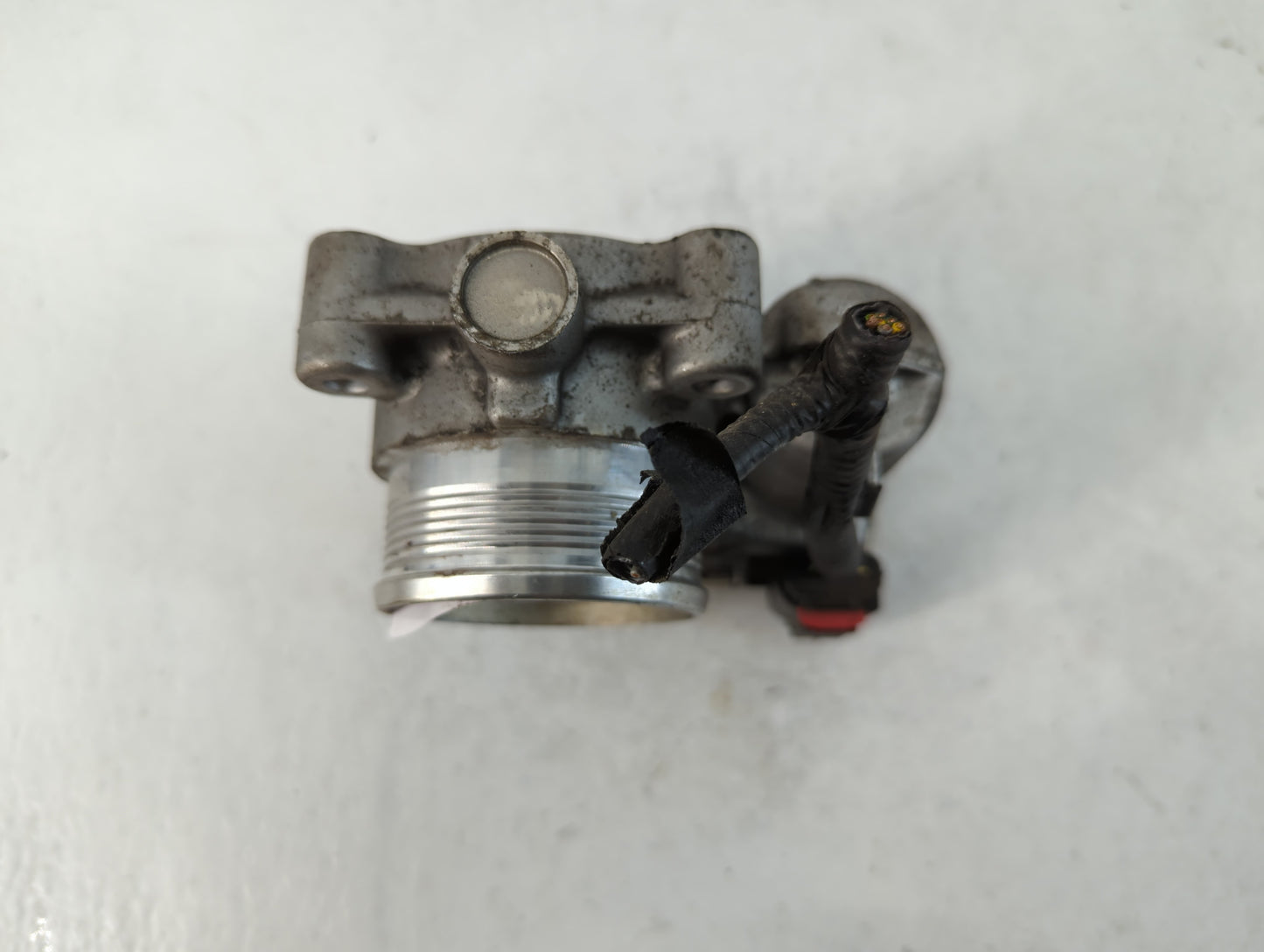 2014-2020 Ford Fusion Throttle Body P/N:DS7E-9F991-BB Fits Fits 2014 2015 2016 2017 2018 2019 2020 2021 2022 OEM Used Auto P