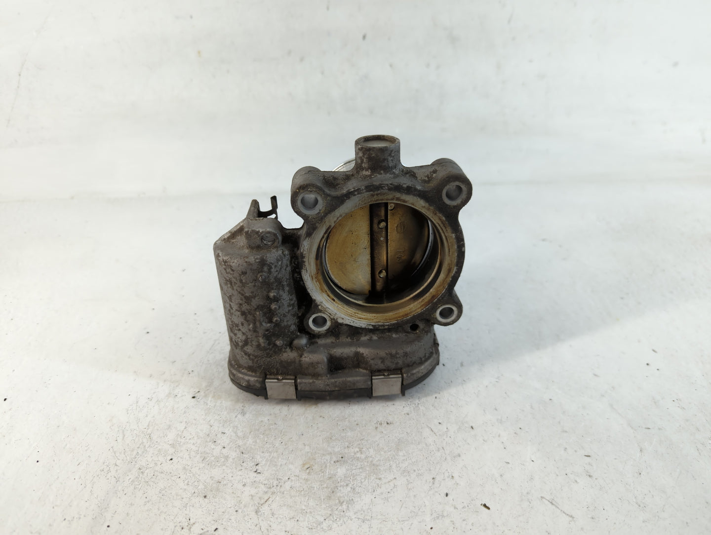 2014-2020 Ford Fusion Throttle Body P/N:DS7E-9F991-BB Fits Fits 2014 2015 2016 2017 2018 2019 2020 2021 2022 OEM Used Auto P