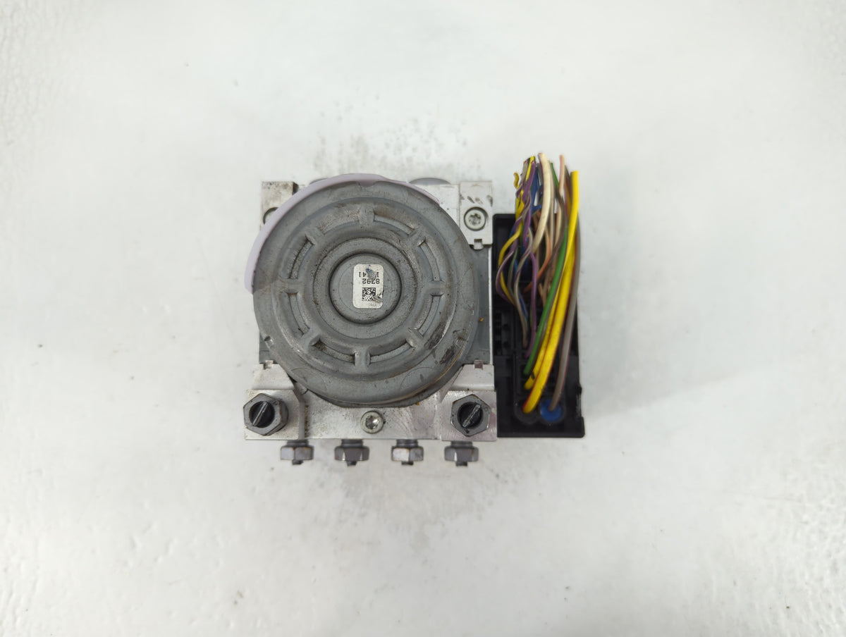 2014-2016 Ford Fusion Anti-Lock Brake ABS Pump Module Actuator OEM P/N:EG9C-2C405-AD Fits Fits 2014 2015 2016 OEM Used Auto 