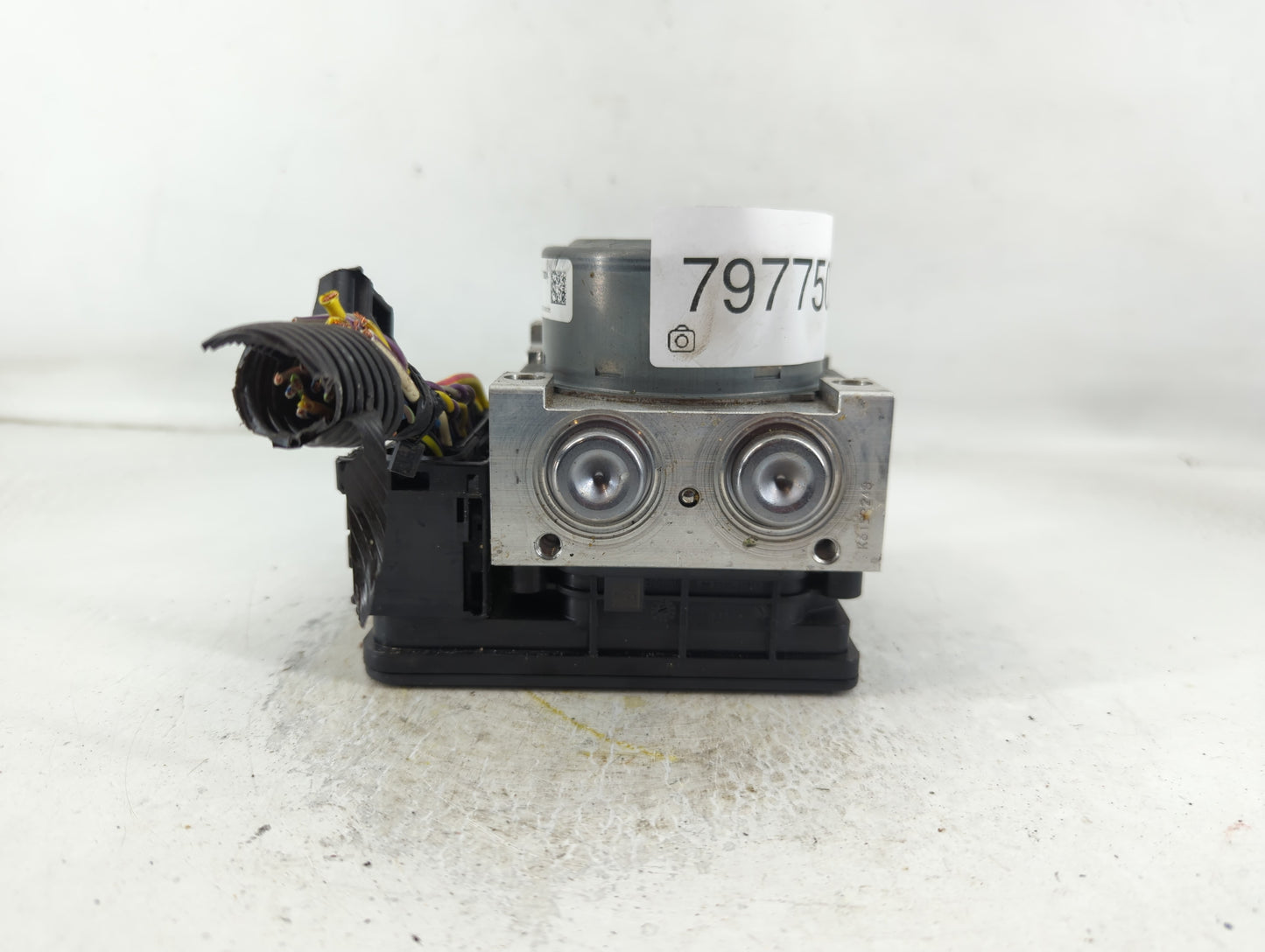 2014-2016 Ford Fusion ABS Pump Control Module Replacement P/N:DG9C-2C405-DF Fits Fits 2014 2015 2016 OEM Used Auto Parts - O