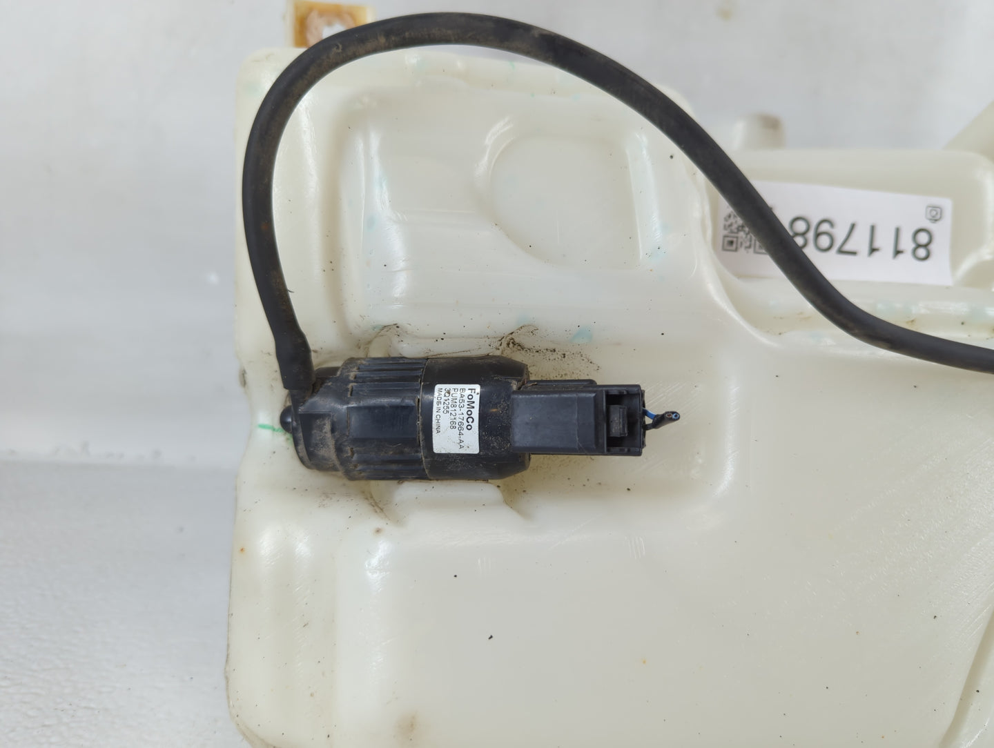 2013-2014 Ford Fusion Windshield Washer Fluid Reservoir Bottle Oem - Oemusedautoparts1.com