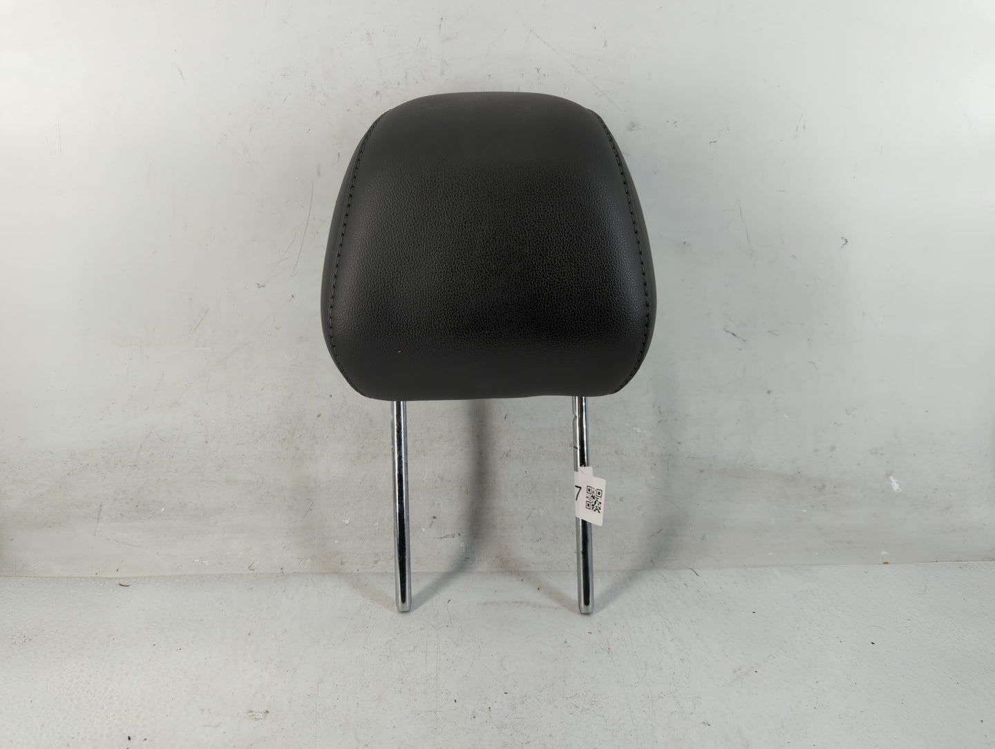 2014 Ford Fusion Headrest Head Rest Front Driver Passenger Seat Fits Fits 1999 2000 2001 2002 OEM Used Auto Parts - Oemuseda