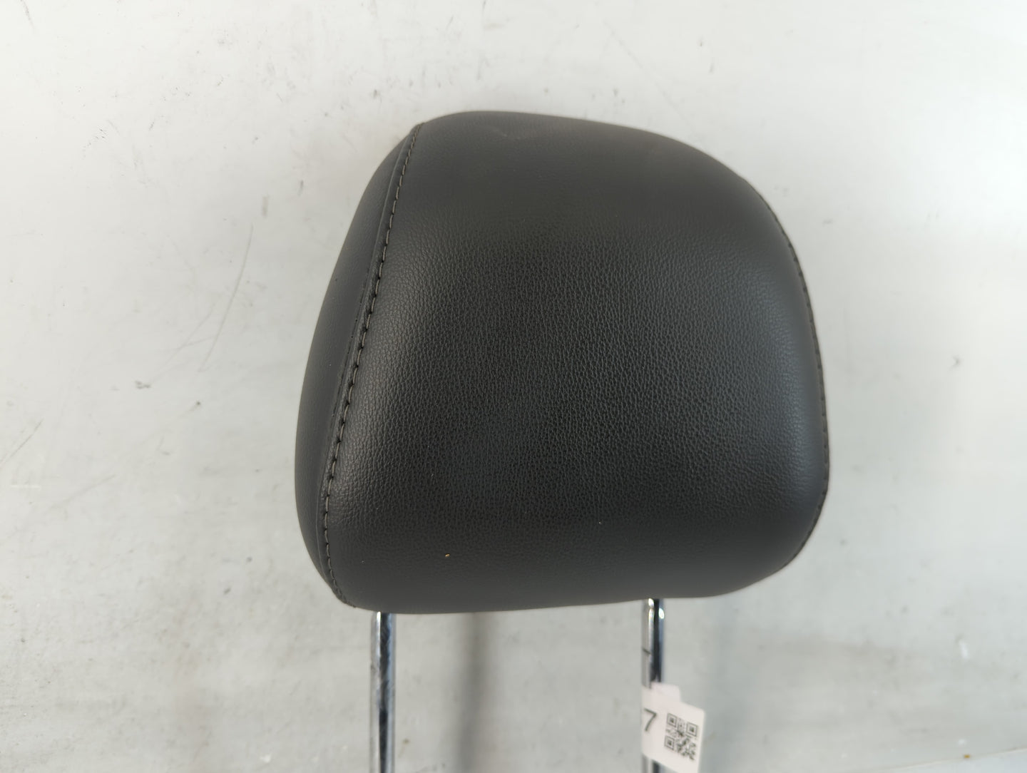 2014 Ford Fusion Headrest Head Rest Front Driver Passenger Seat Fits Fits 1999 2000 2001 2002 OEM Used Auto Parts - Oemuseda