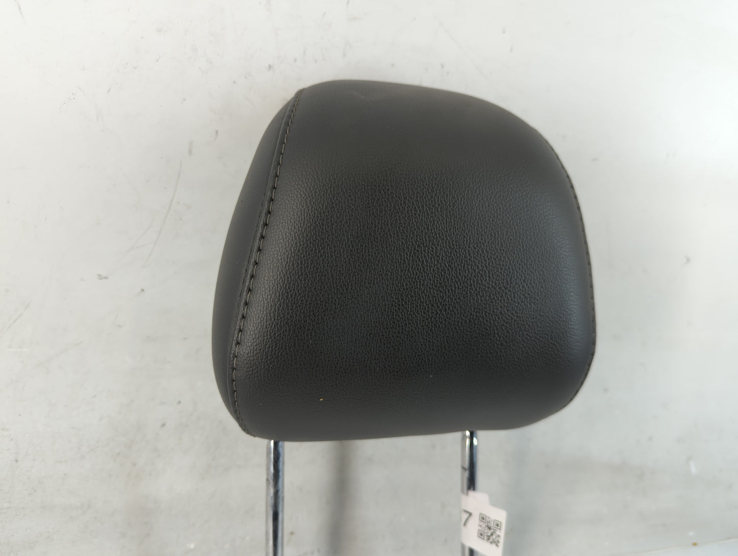 2014 Ford Fusion Headrest Head Rest Front Driver Passenger Seat Fits Fits 1999 2000 2001 2002 OEM Used Auto Parts - Oemuseda