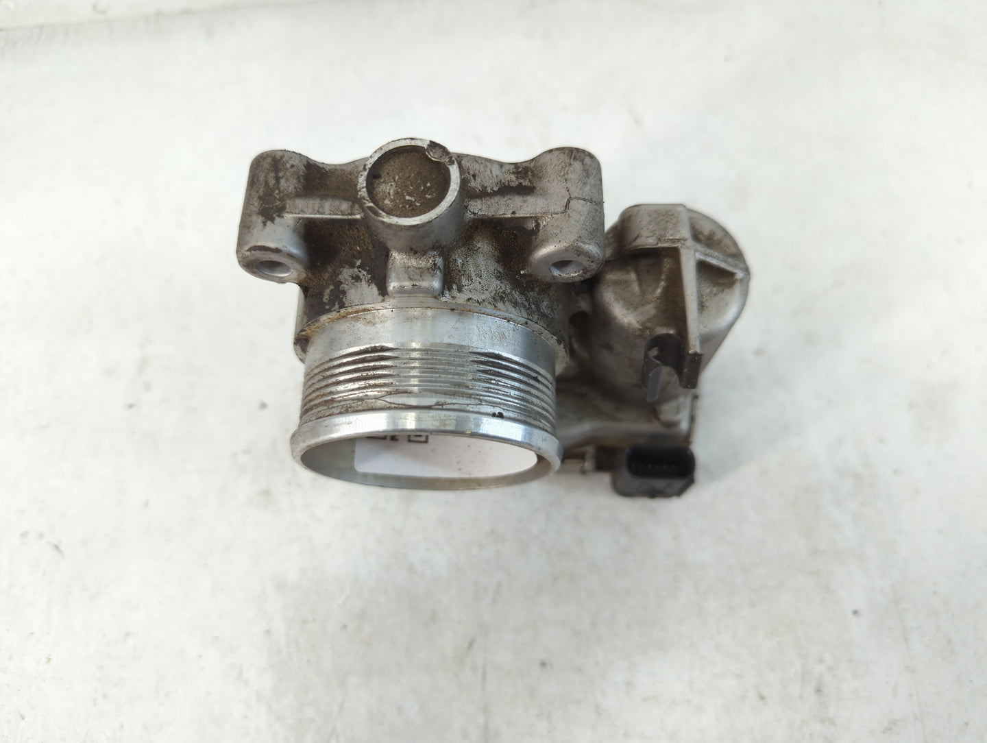 2014-2020 Ford Fusion Throttle Body P/N:DS7E-9F991-BB Fits Fits 2014 2015 2016 2017 2018 2019 2020 2021 2022 OEM Used Auto P