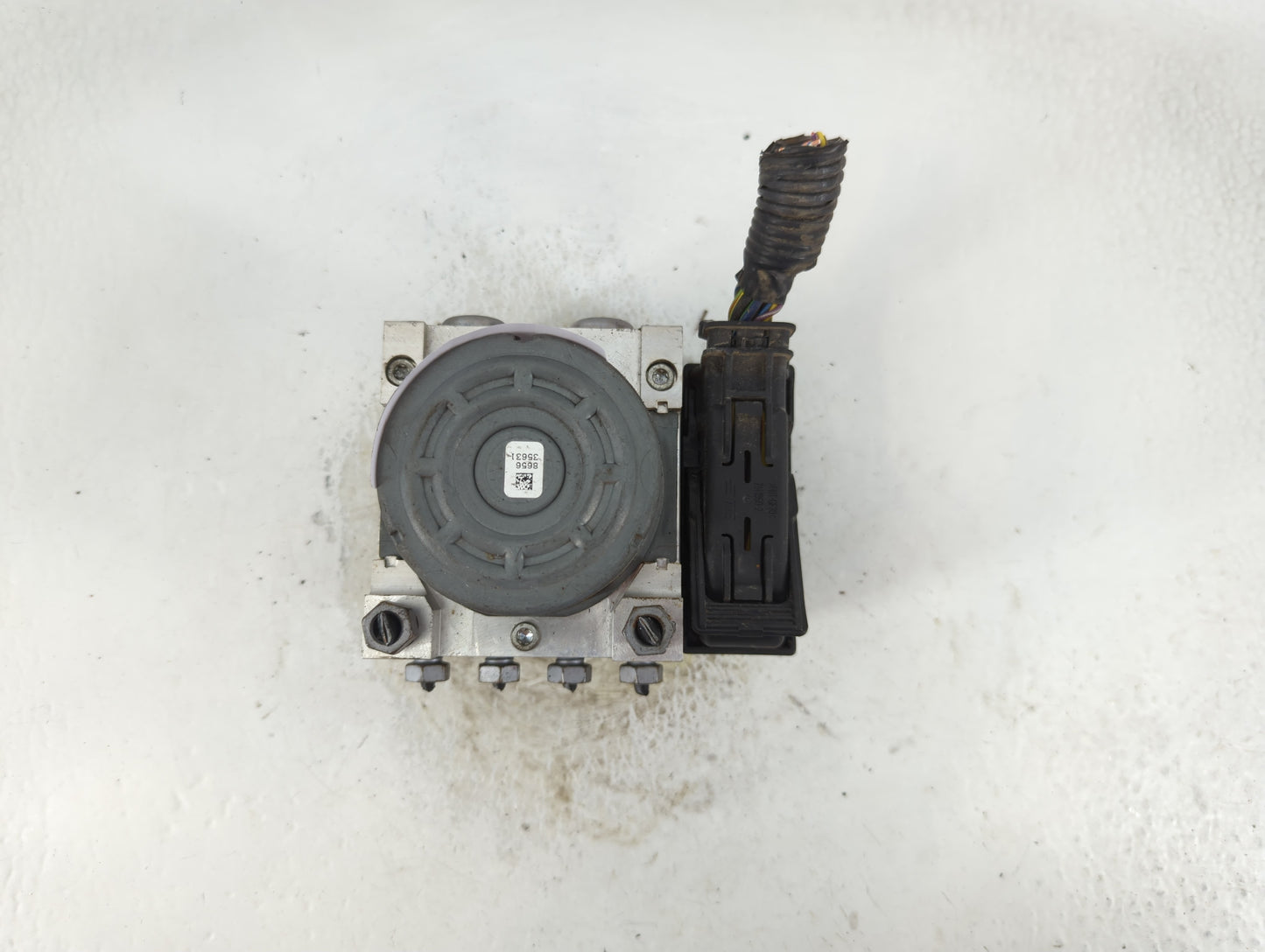2014-2016 Ford Fusion ABS Pump Control Module Replacement P/N:DG9C-2C405-DF Fits Fits 2014 2015 2016 OEM Used Auto Parts - O