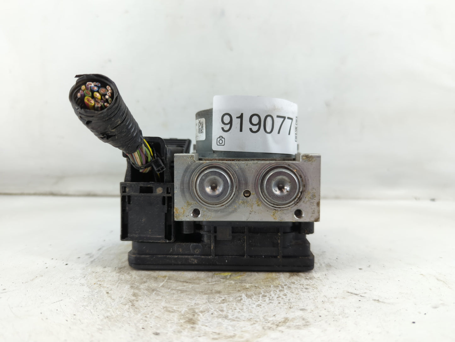 2014-2016 Ford Fusion ABS Pump Control Module Replacement P/N:DG9C-2C405-DF Fits Fits 2014 2015 2016 OEM Used Auto Parts - O