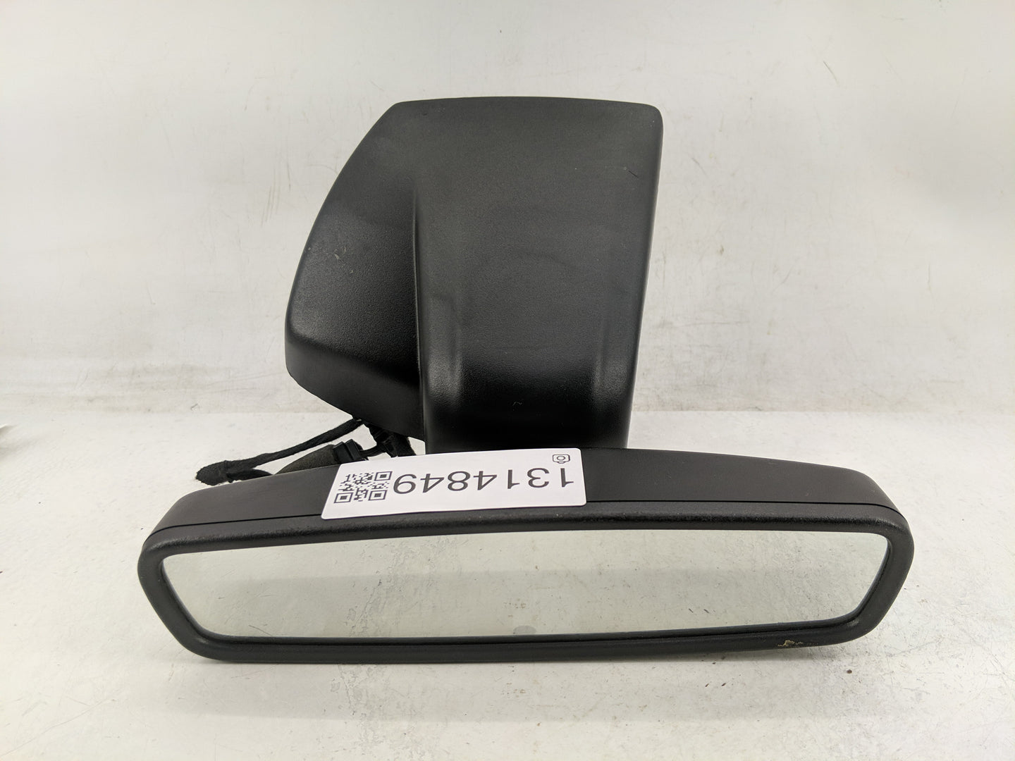 2014 Ford Mondeo Interior Rear View Mirror Replacement OEM P/N:DS7317D568G Fits OEM Used Auto Parts - Oemusedautoparts1.com