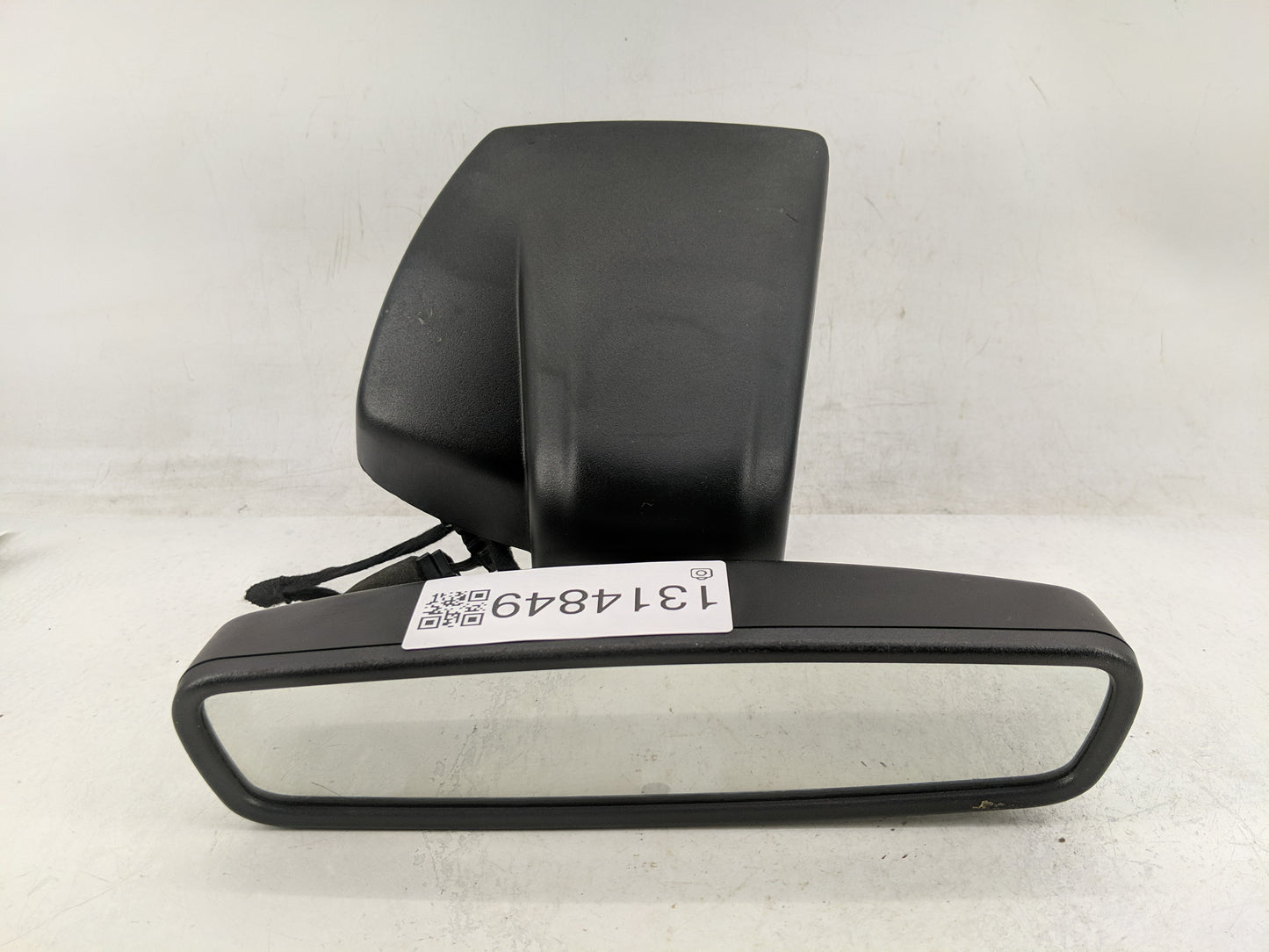 2014 Ford Mondeo Interior Rear View Mirror Replacement OEM P/N:DS7317D568G Fits OEM Used Auto Parts - Oemusedautoparts1.com